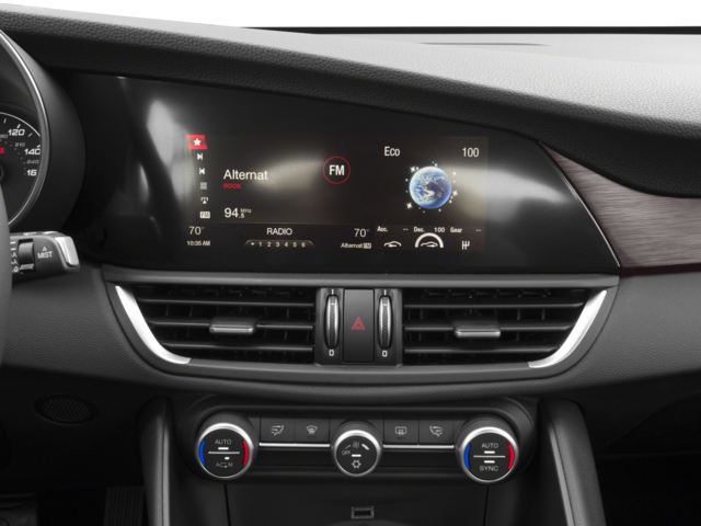 2018 Alfa Romeo Giulia Base