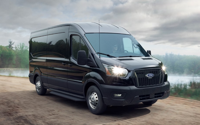 Which van offers better all-weather traction near Boynton Beach, FL — the 2026 Ford Transit or the 2026 Ram ProMaster?
