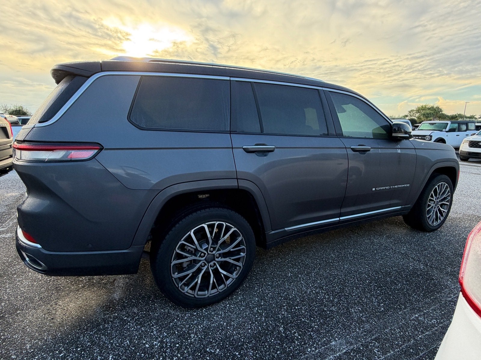 2022 Jeep Grand Cherokee L Summit Reserve