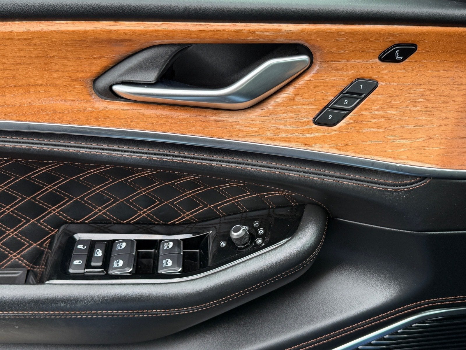 2022 Jeep Grand Cherokee L Summit Reserve