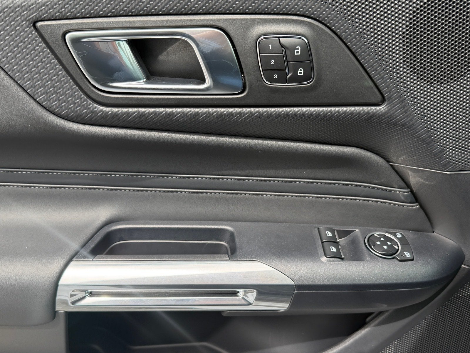 2026 Ford Mustang Premium