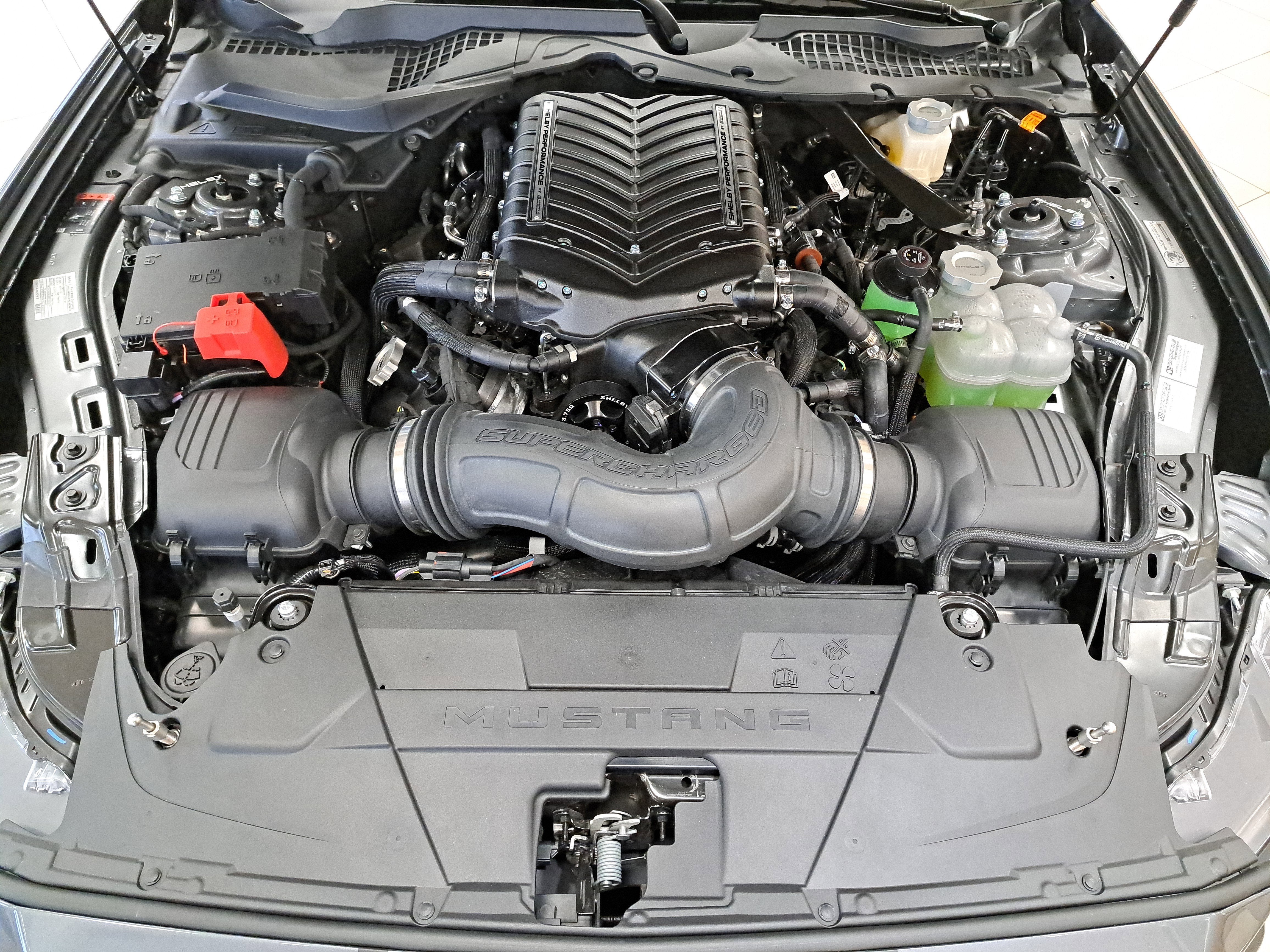 2025 Ford Mustang Premium