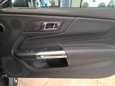 2025 Ford Mustang Premium