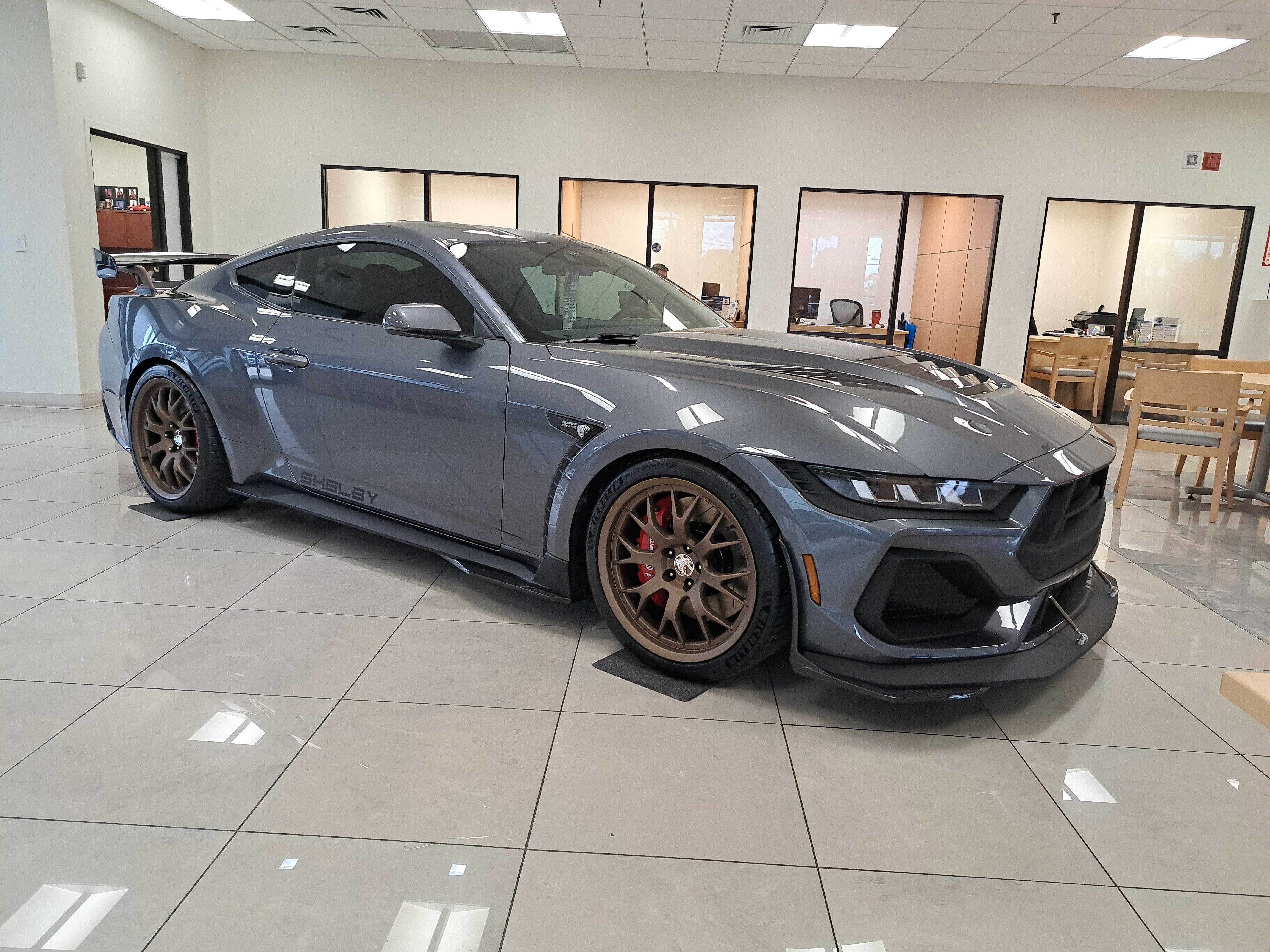 2025 Ford Mustang Premium