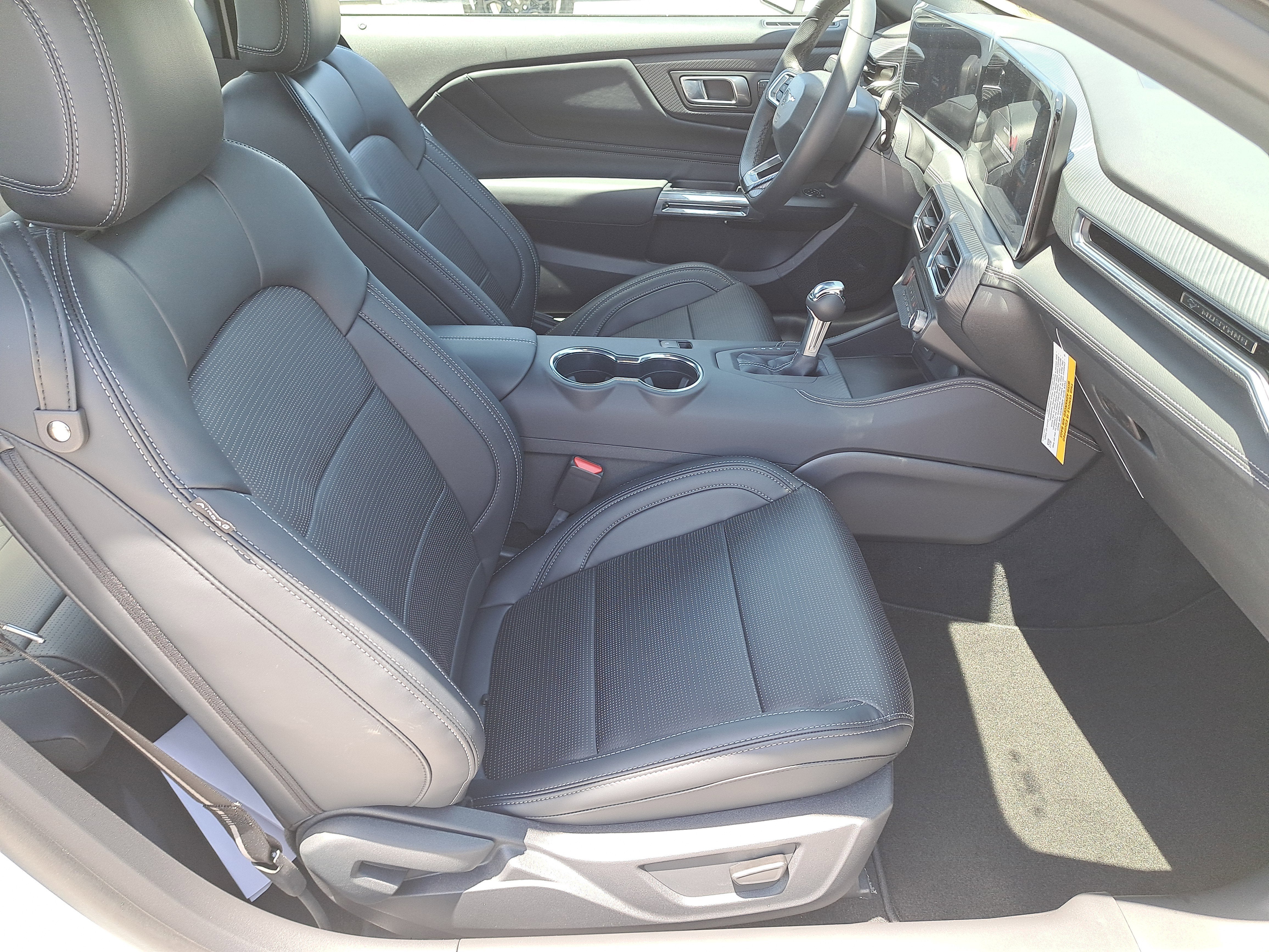 2025 Ford Mustang EcoBoost Premium