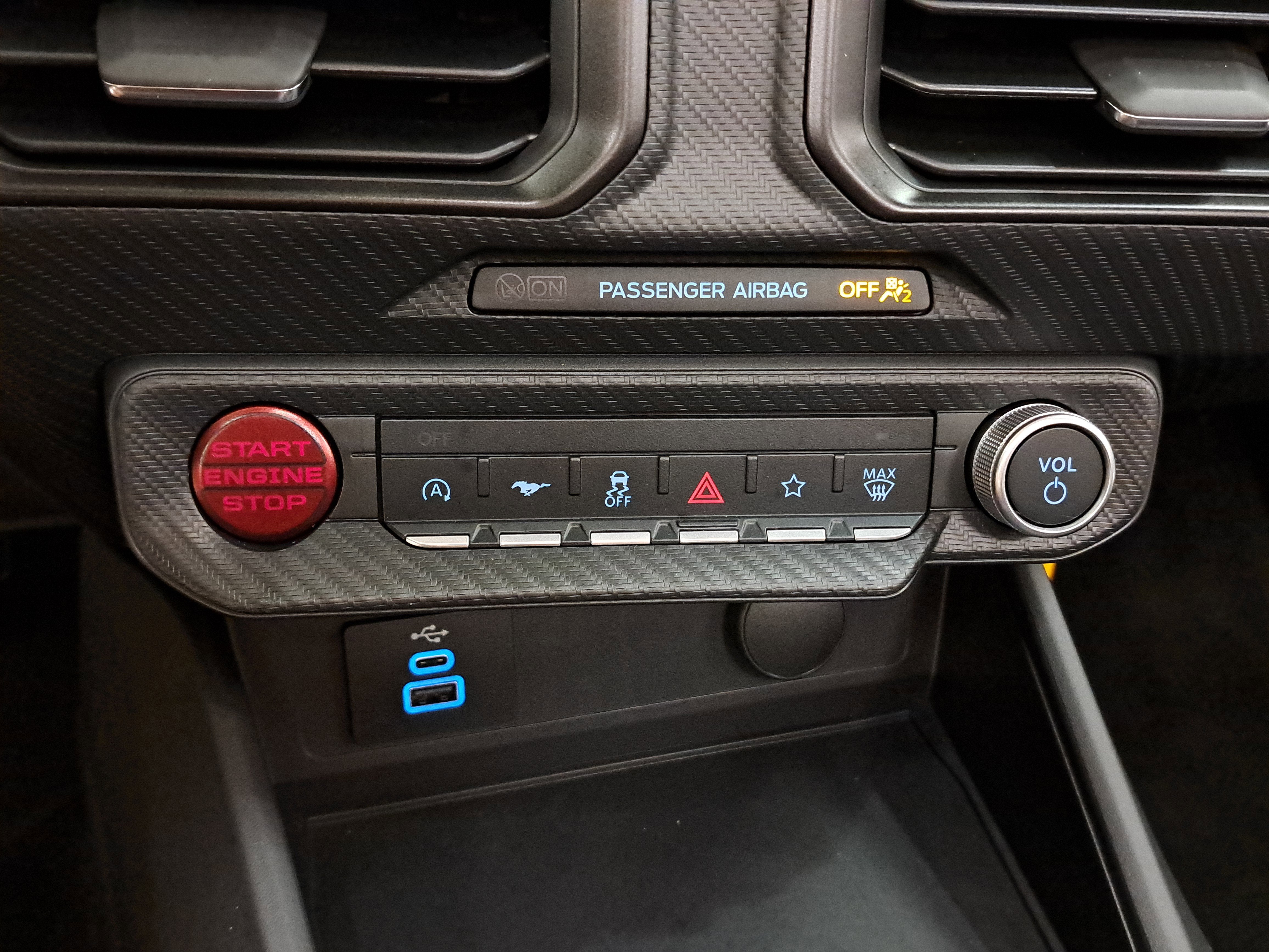 2025 Ford Mustang EcoBoost