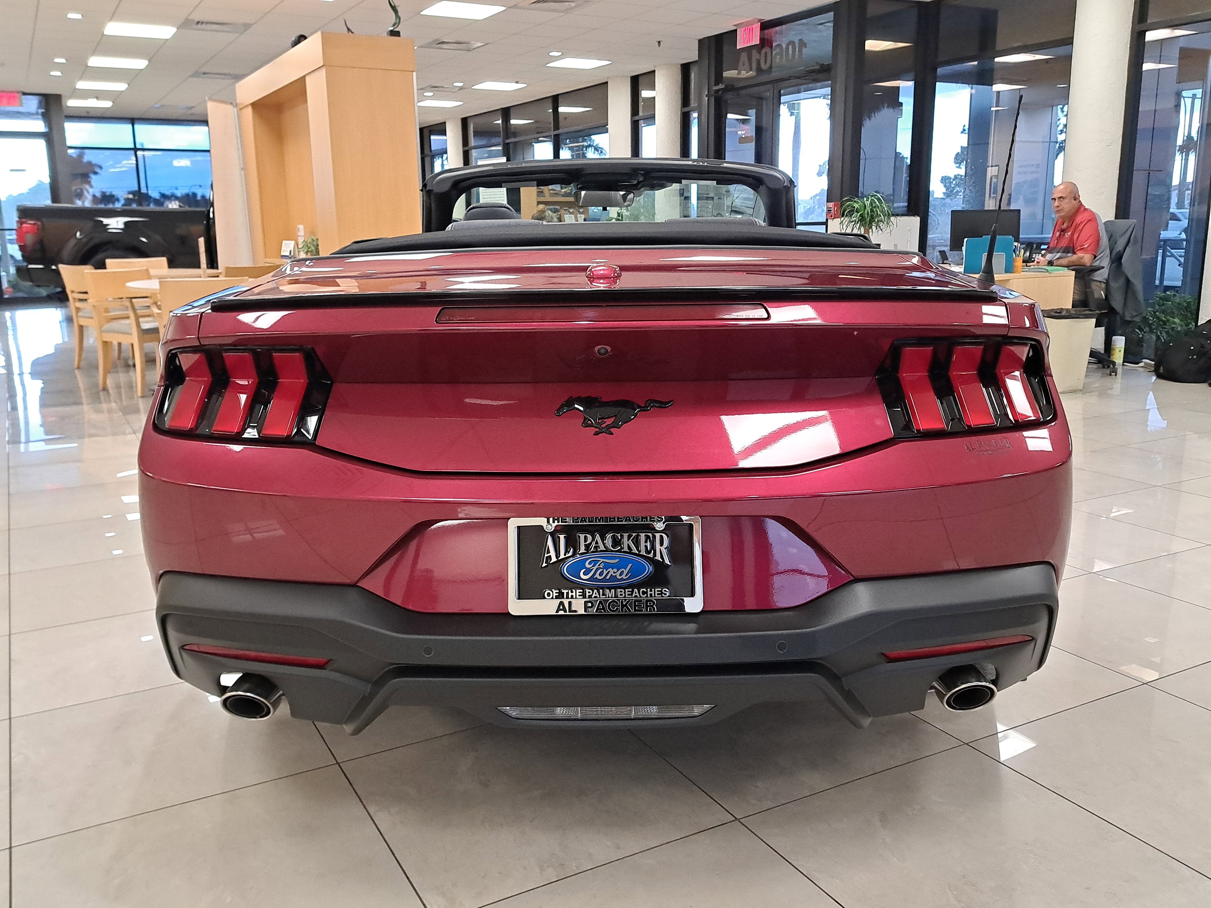 2025 Ford Mustang EcoBoost