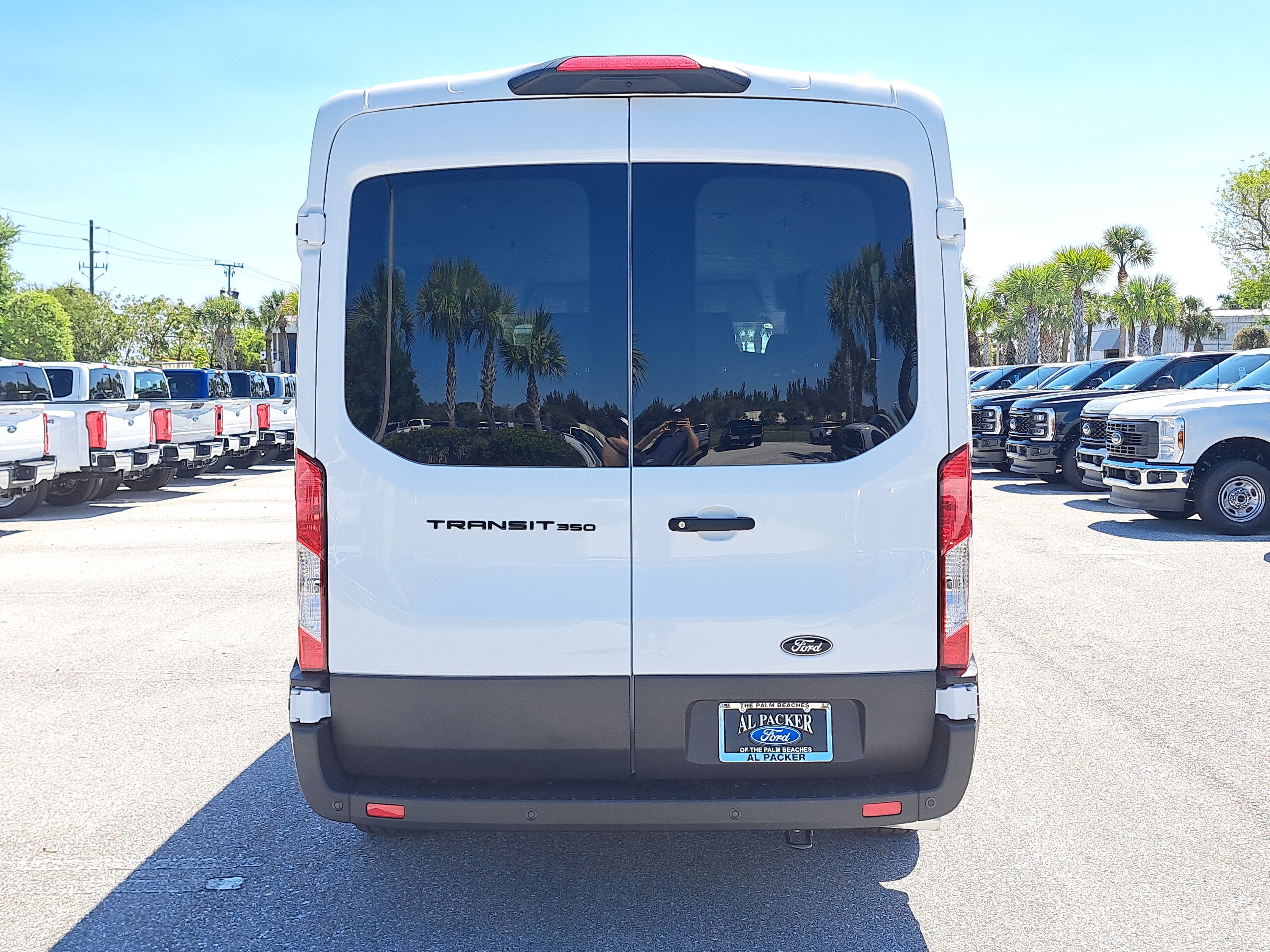 2026 Ford Transit Passenger Wagon XL