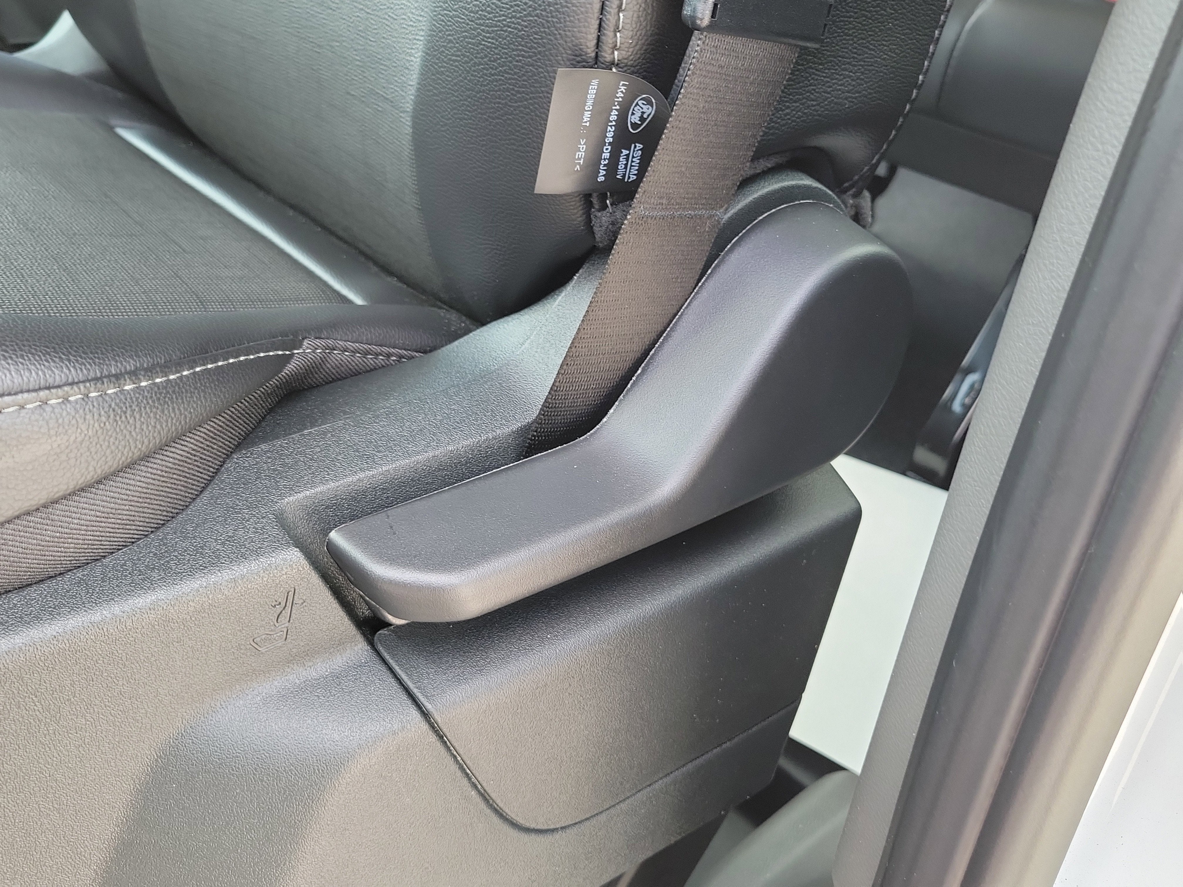 2026 Ford Transit Passenger Wagon Base