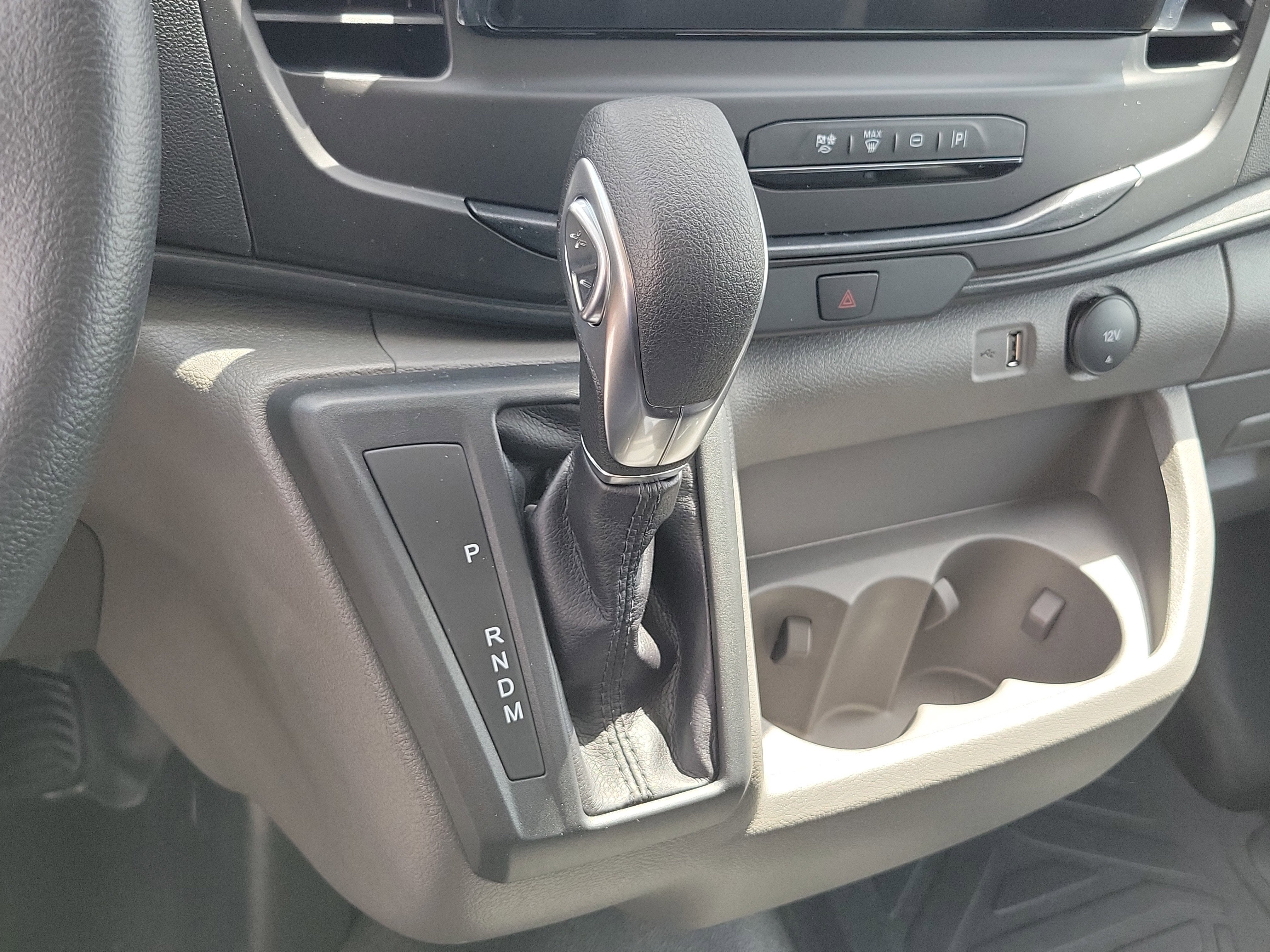 2026 Ford Transit Passenger Wagon Base