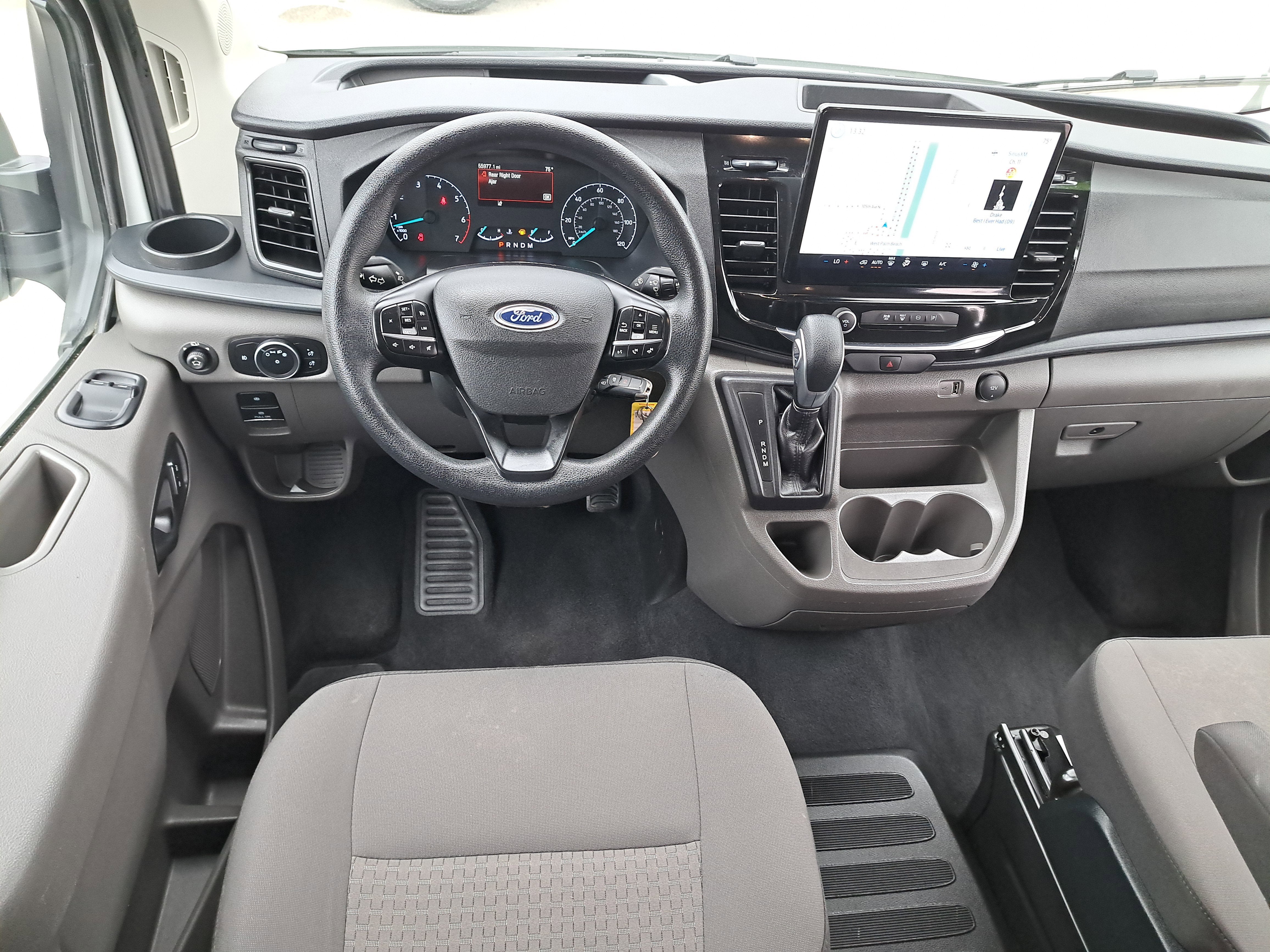 2023 Ford Transit Passenger Wagon XLT