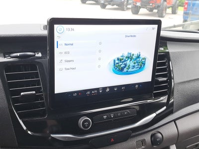 2023 Ford Transit Passenger Wagon XLT