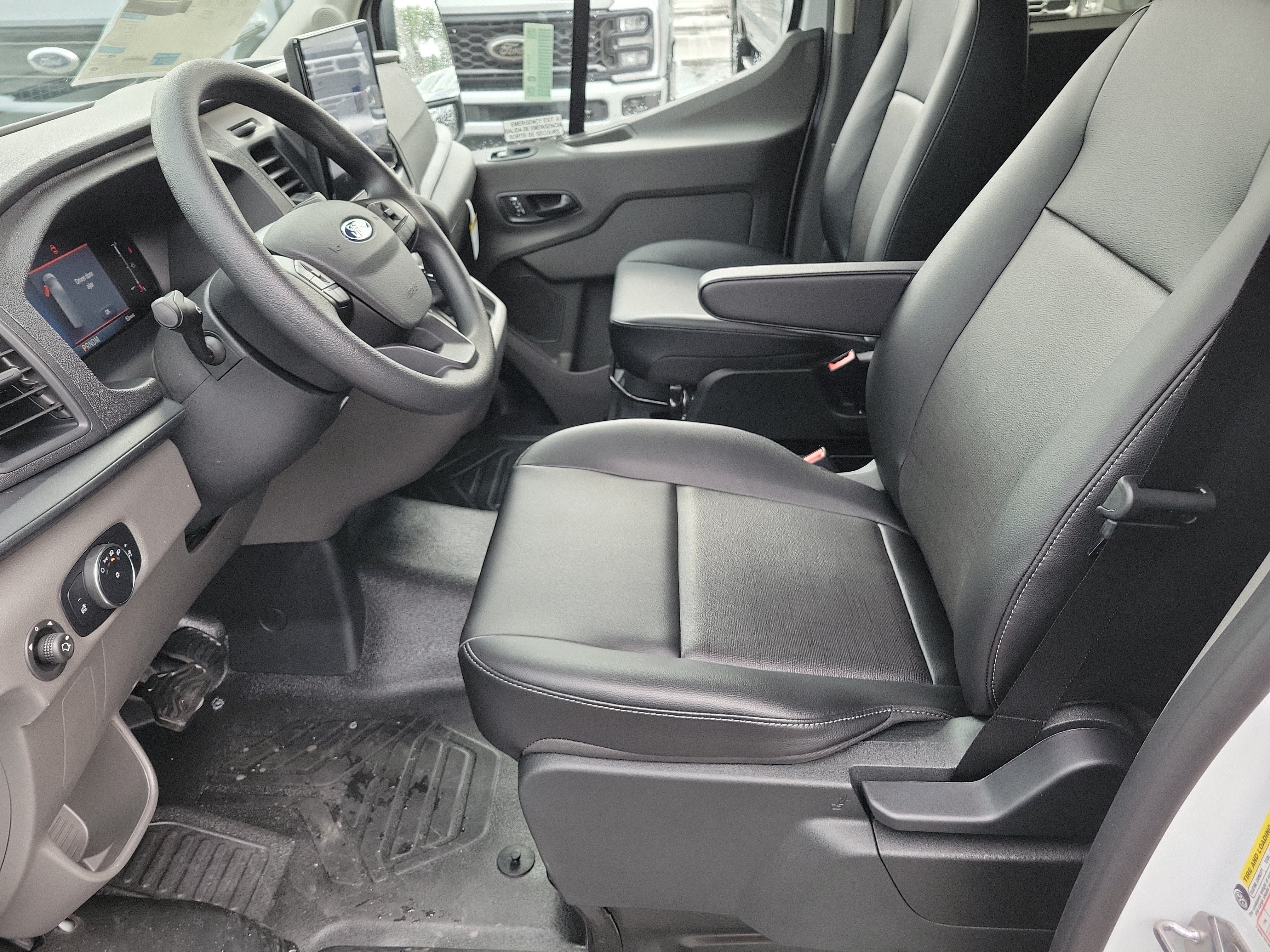 2026 Ford Transit Passenger Wagon XL