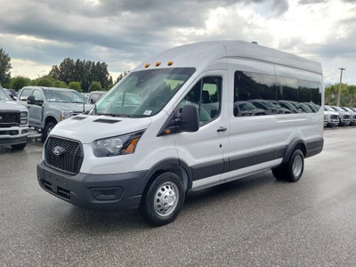 2026 Ford Transit Passenger Wagon XL