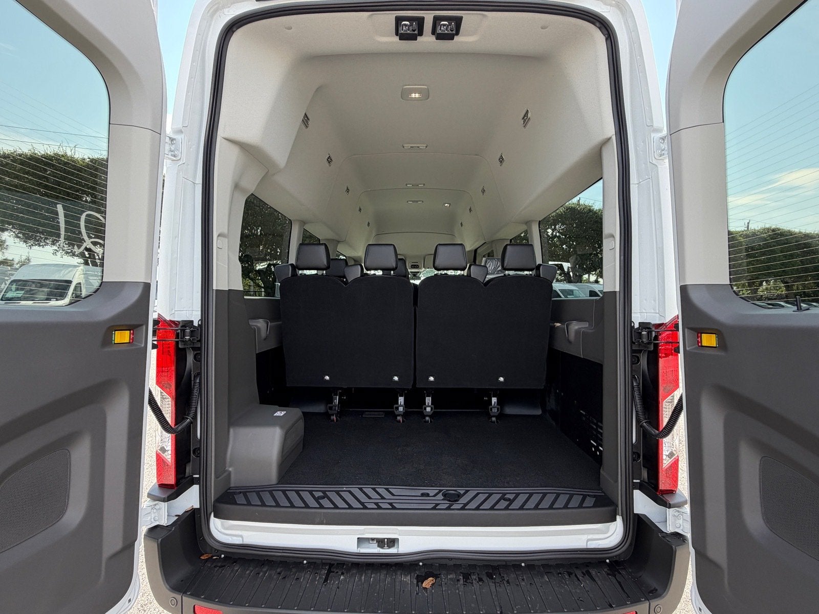 2027 Ford Transit Passenger Wagon XL