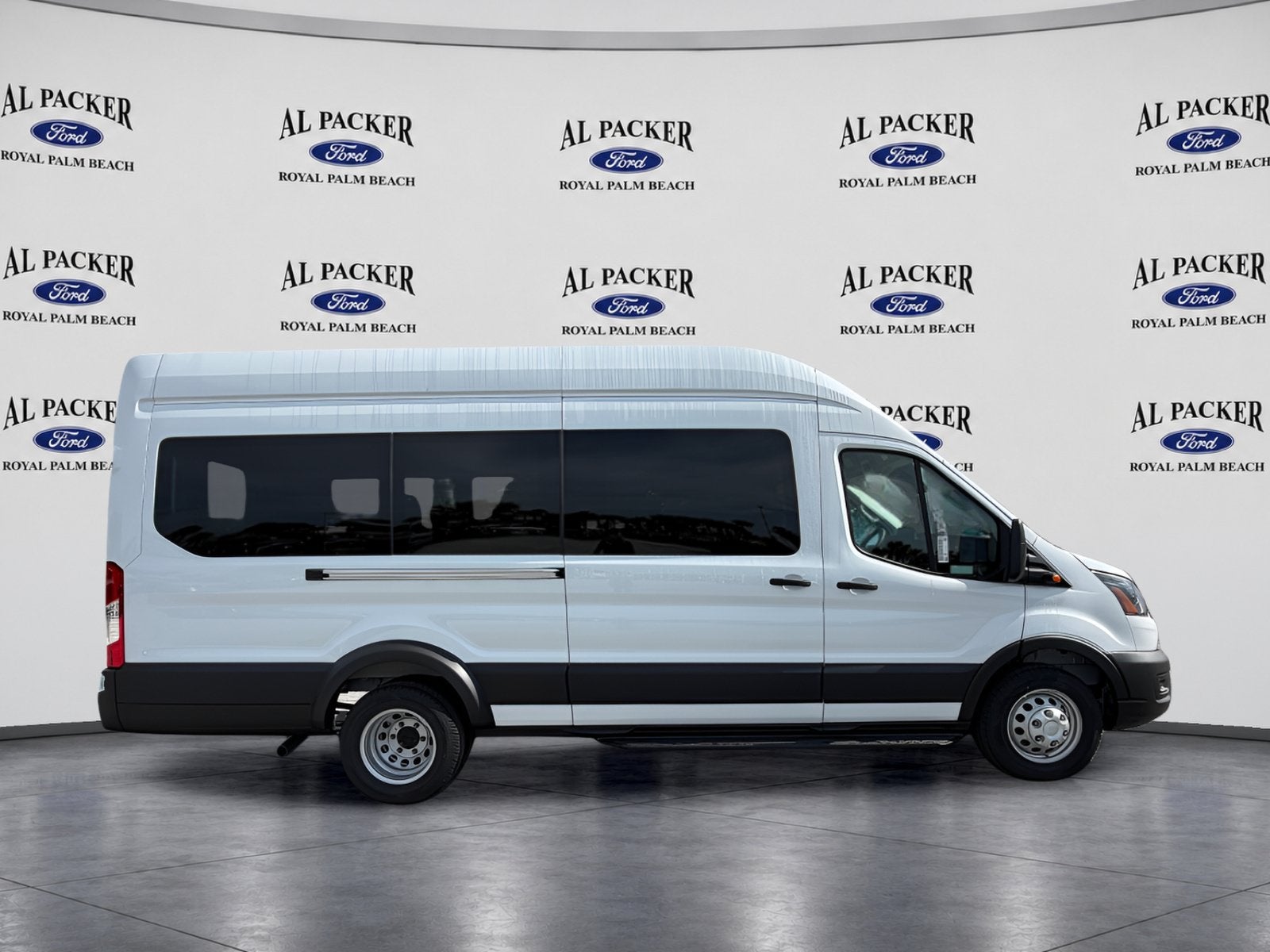 2027 Ford Transit Passenger Wagon XL