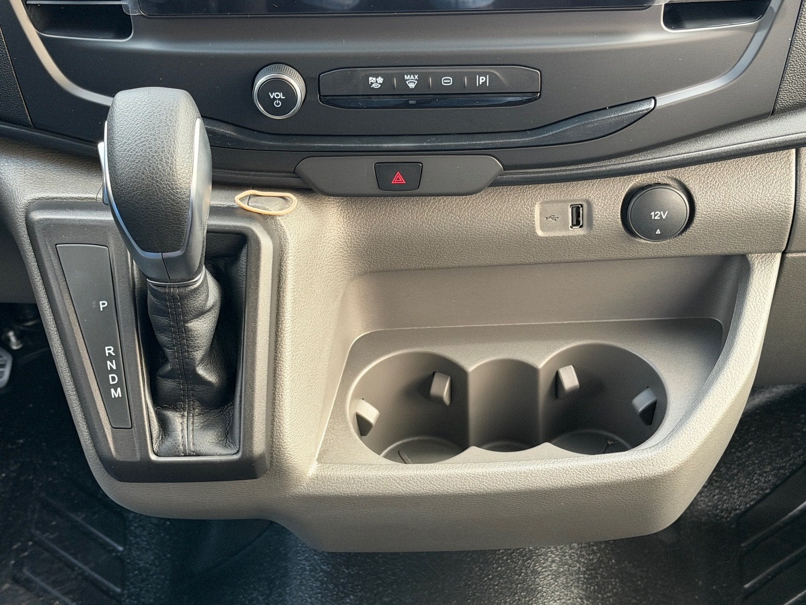 2027 Ford Transit Passenger Wagon Passenger Van XL