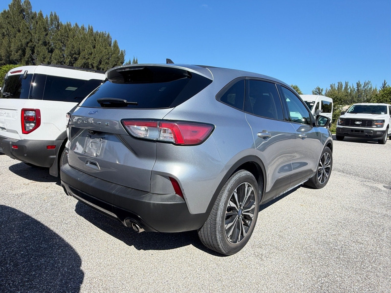 2022 Ford Escape SE