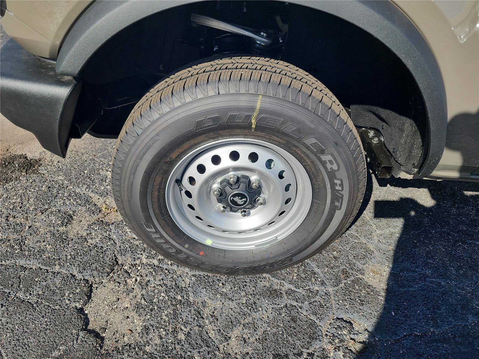 2025 Ford Bronco Base