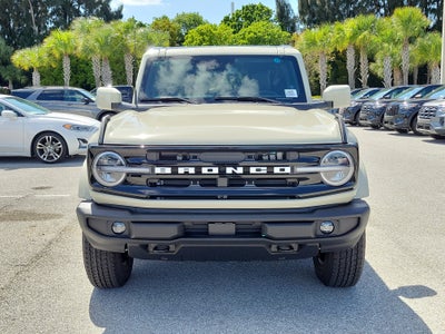 2026 Ford Bronco Outer Banks