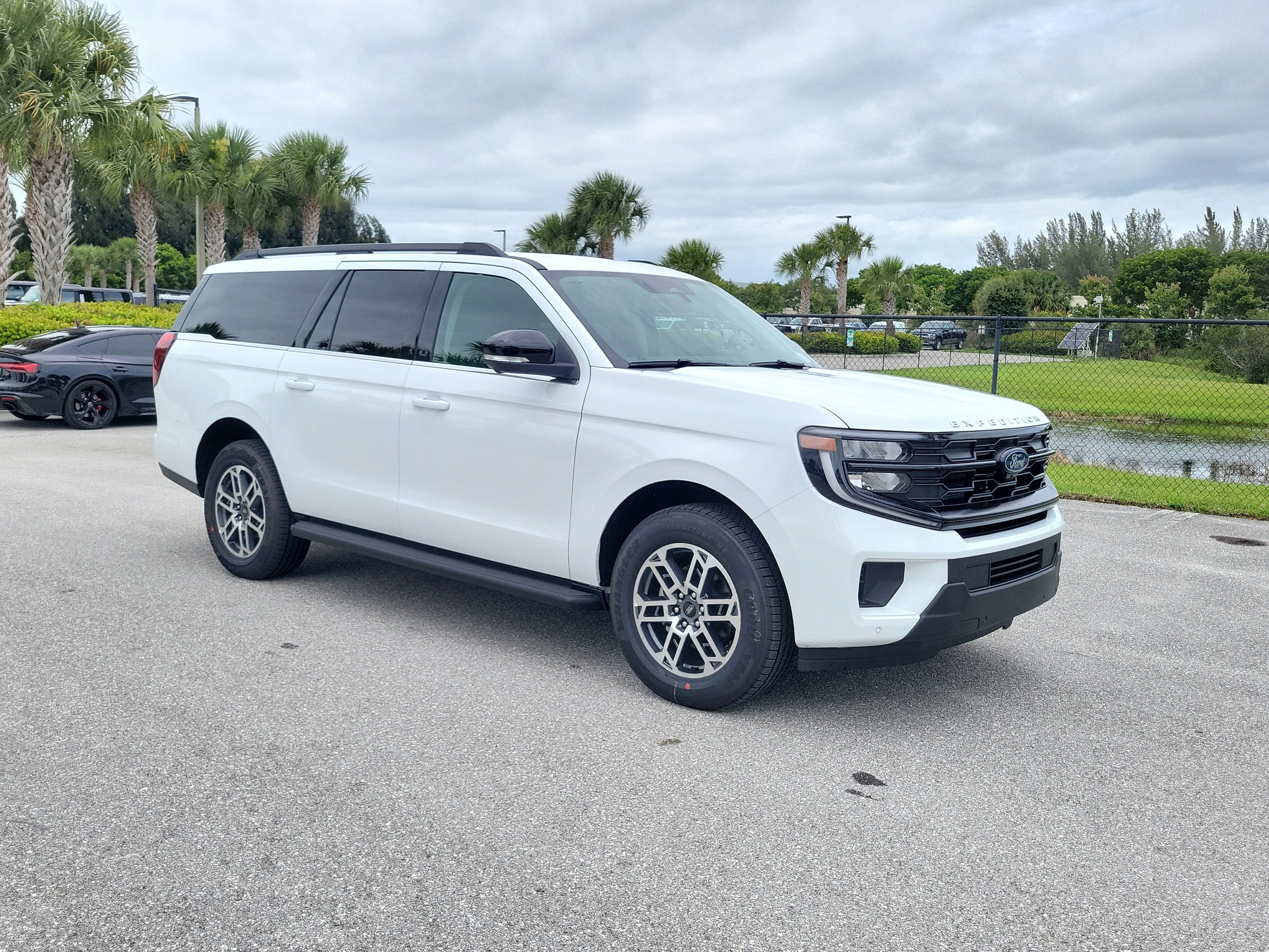 2026 Ford Expedition Max Active