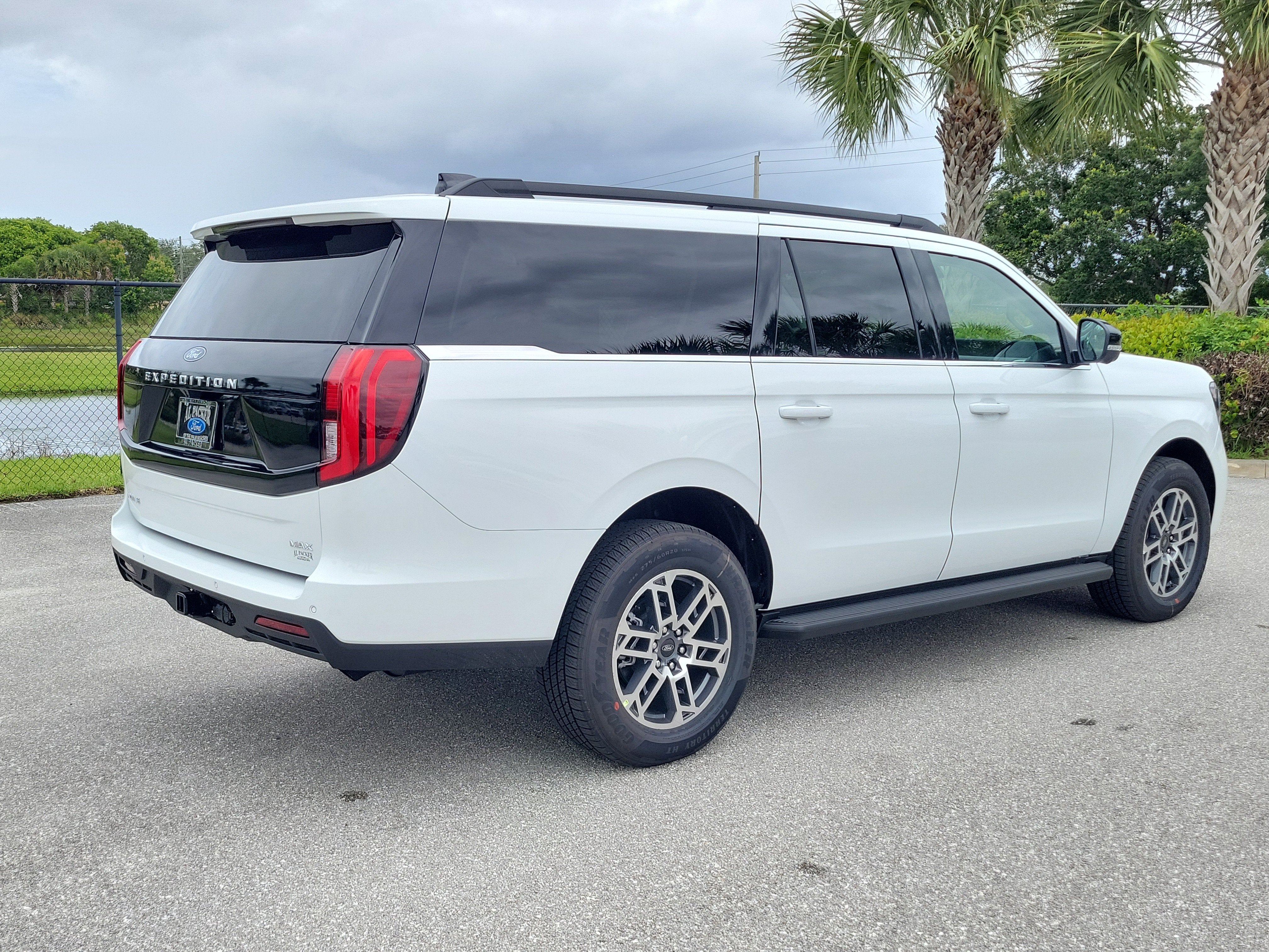 2026 Ford Expedition Max Active