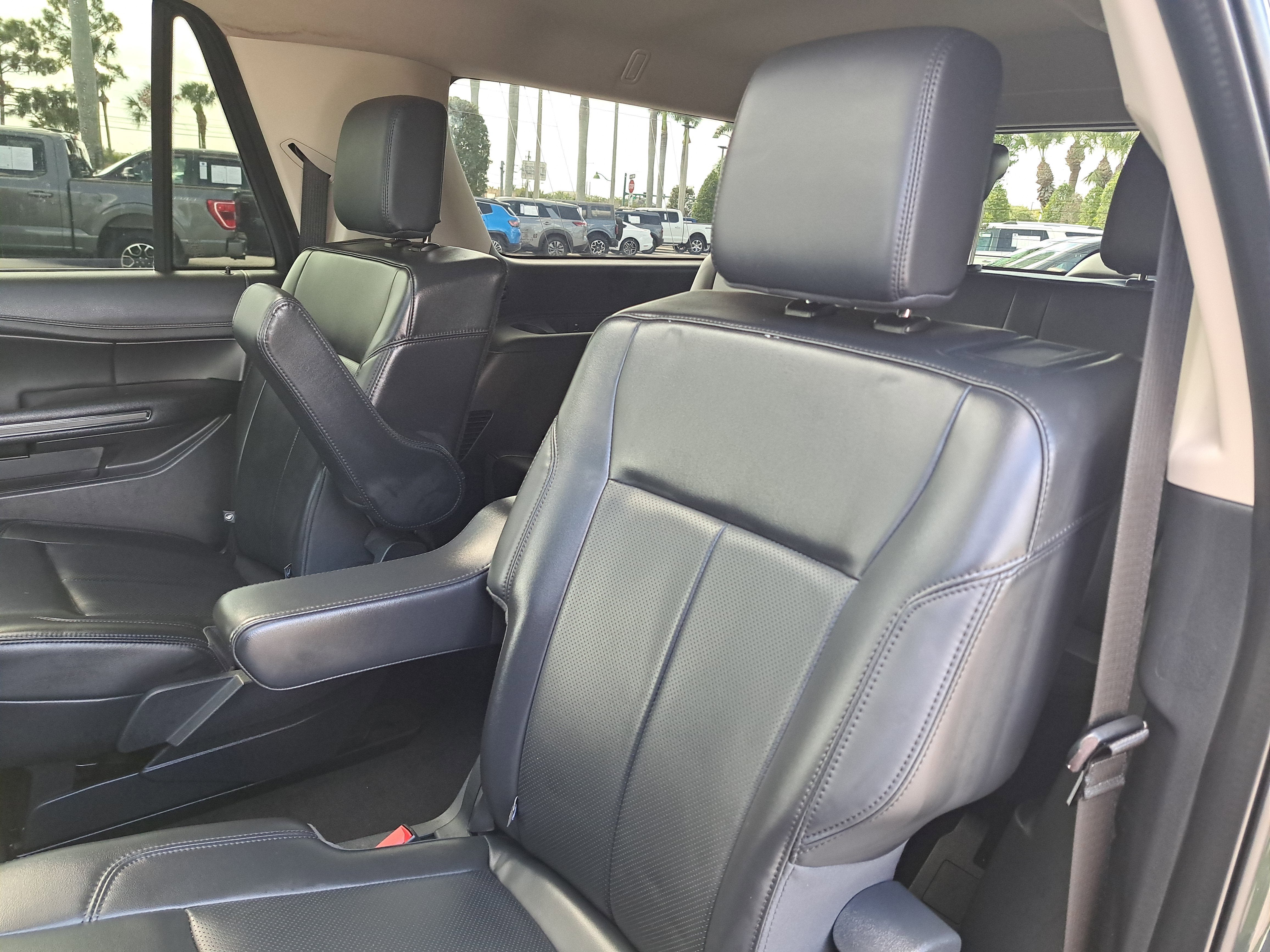 2023 Ford Expedition Max XLT