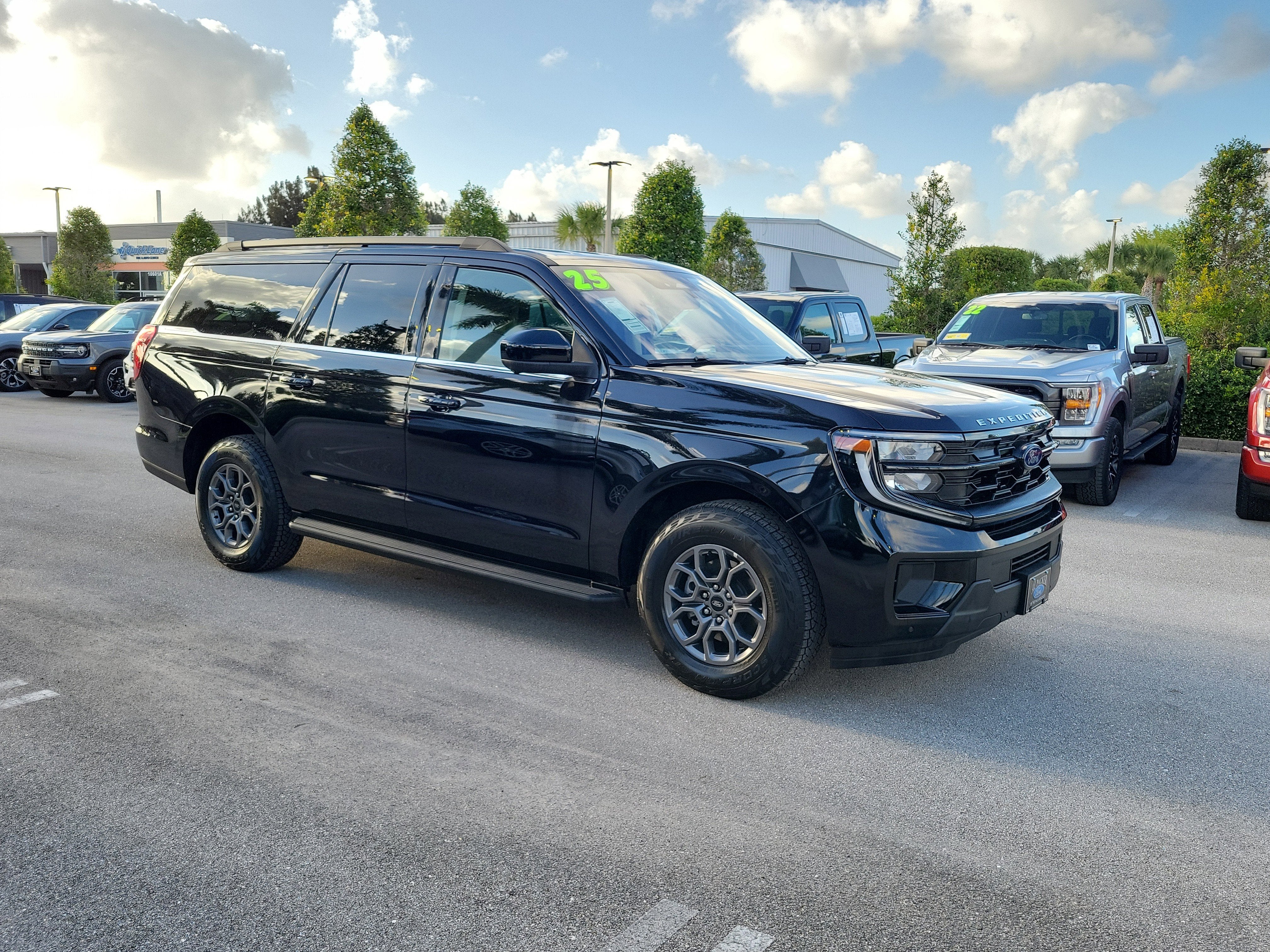 2025 Ford Expedition Max Active