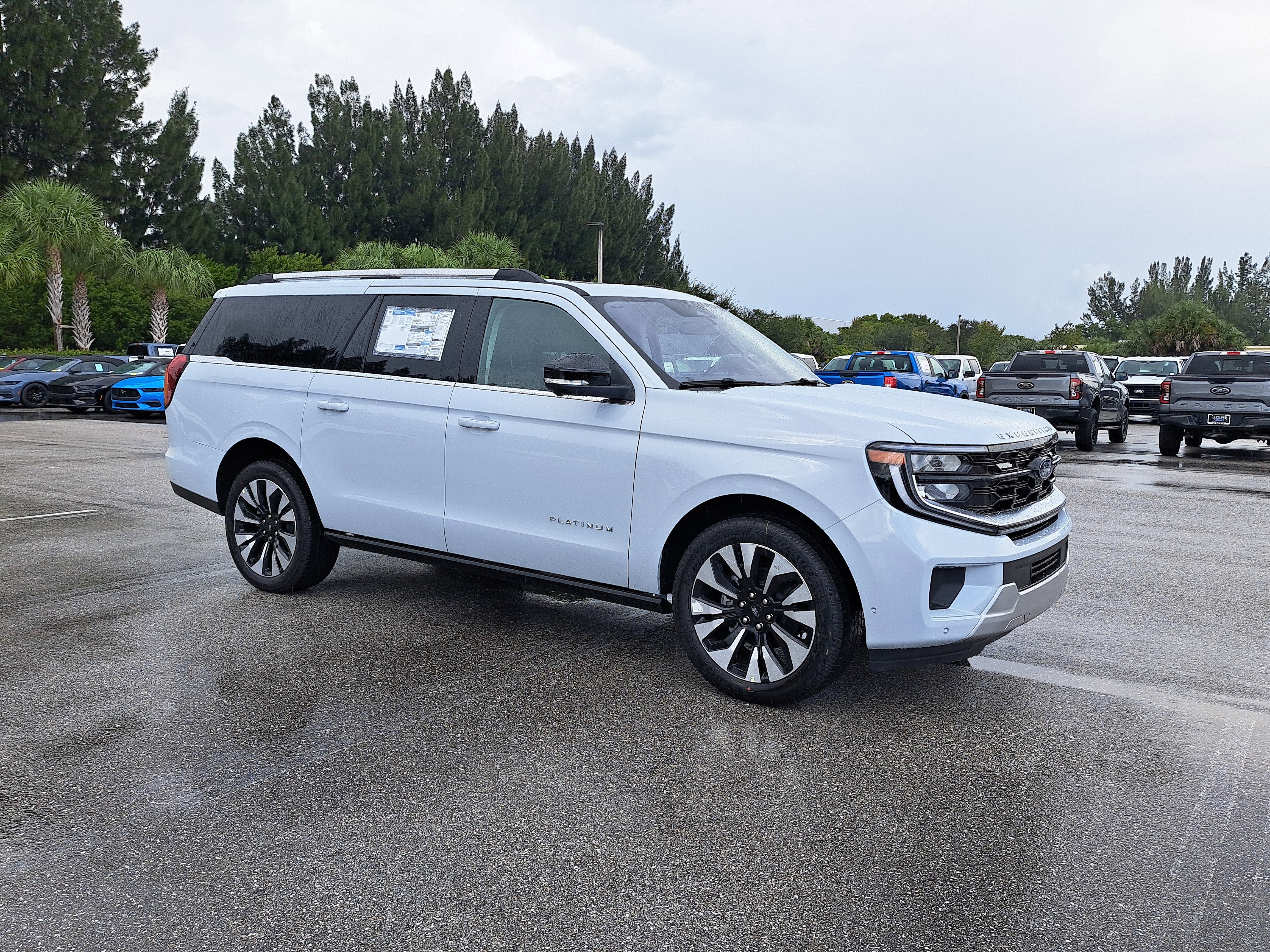 2025 Ford Expedition Max Platinum