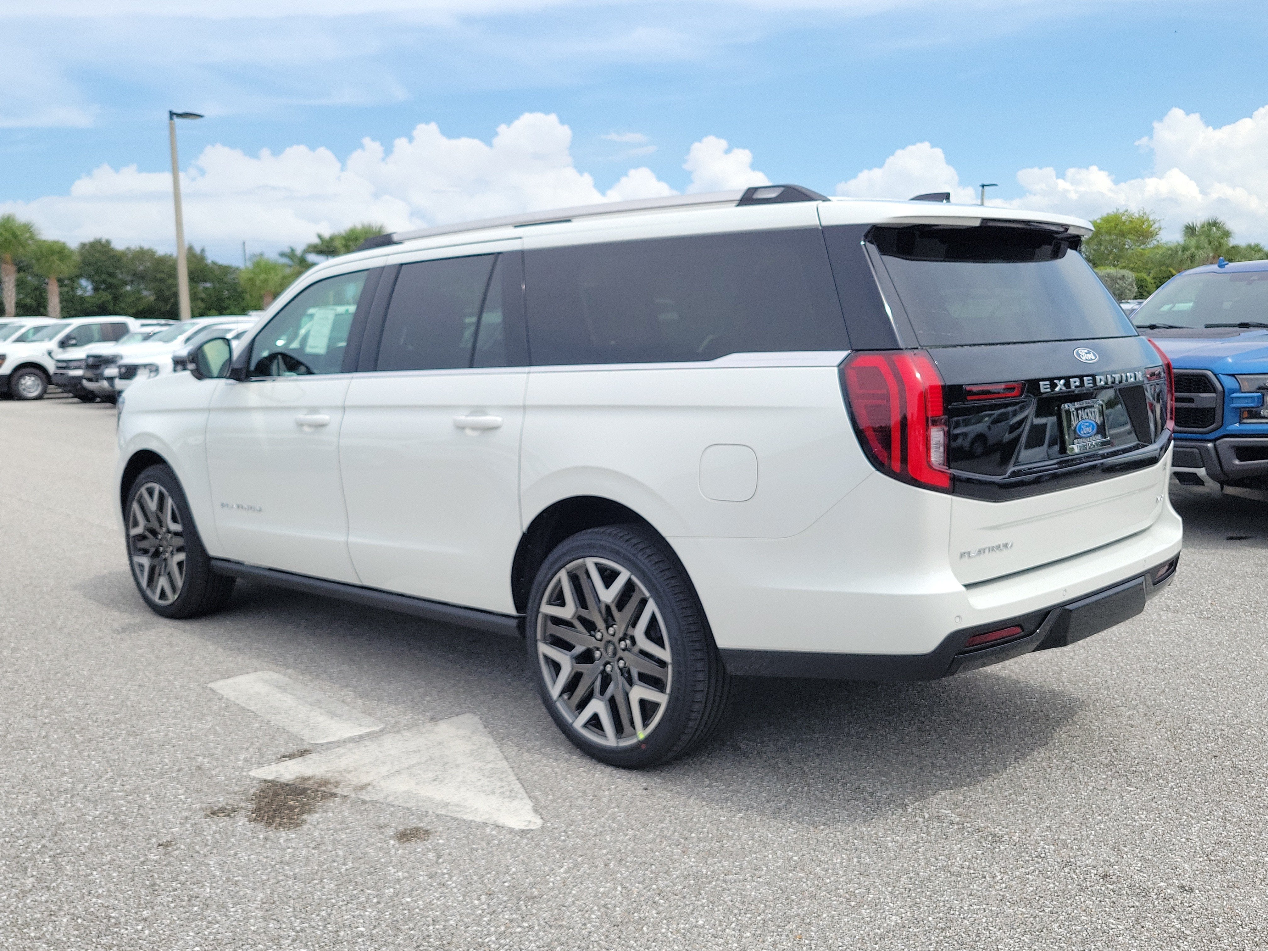2027 Ford Expedition Max Platinum