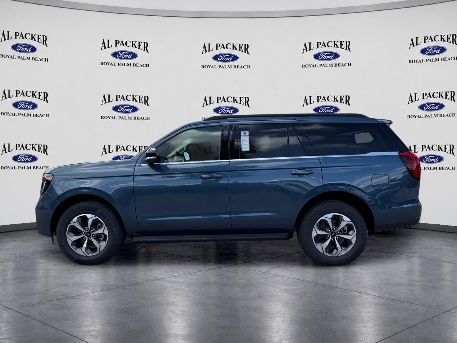 2027 Ford Expedition Active