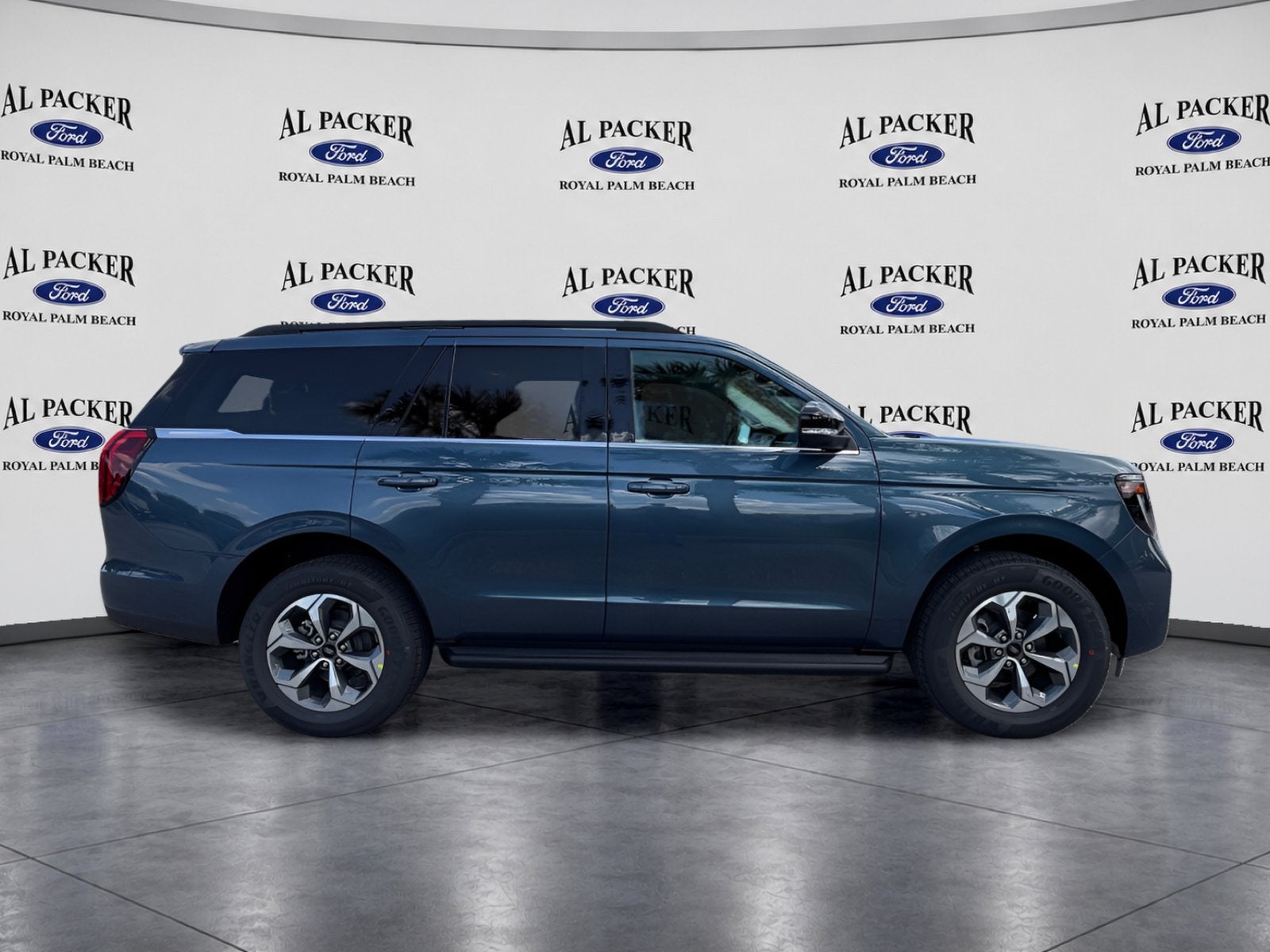2027 Ford Expedition Active