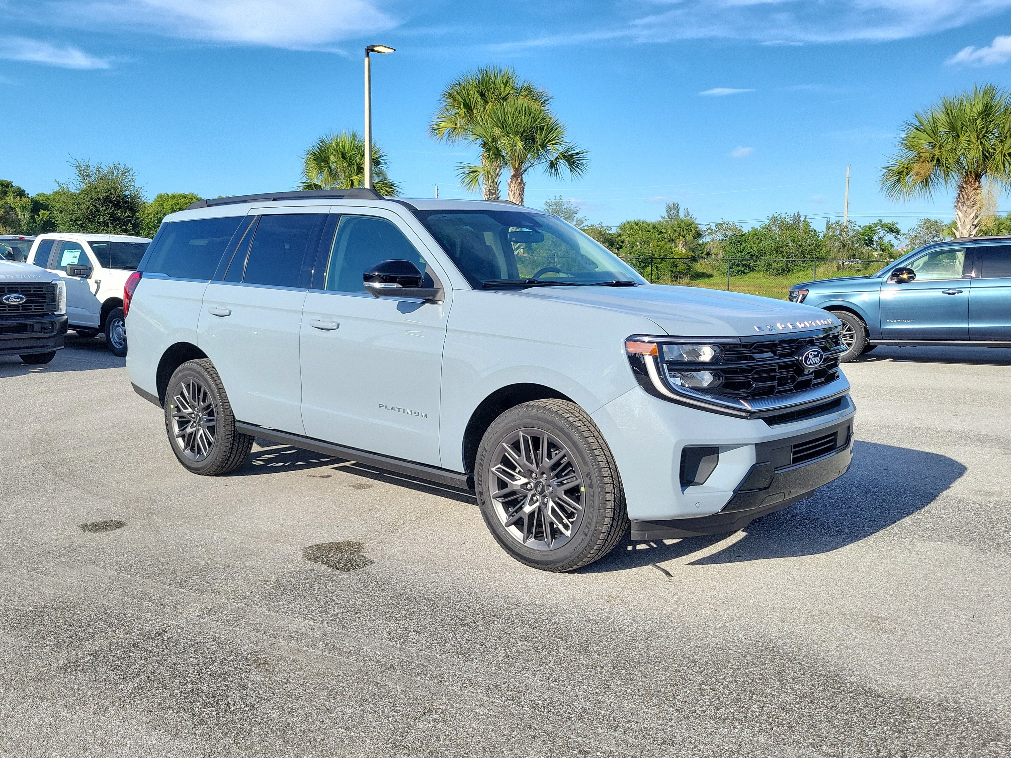 2027 Ford Expedition Platinum