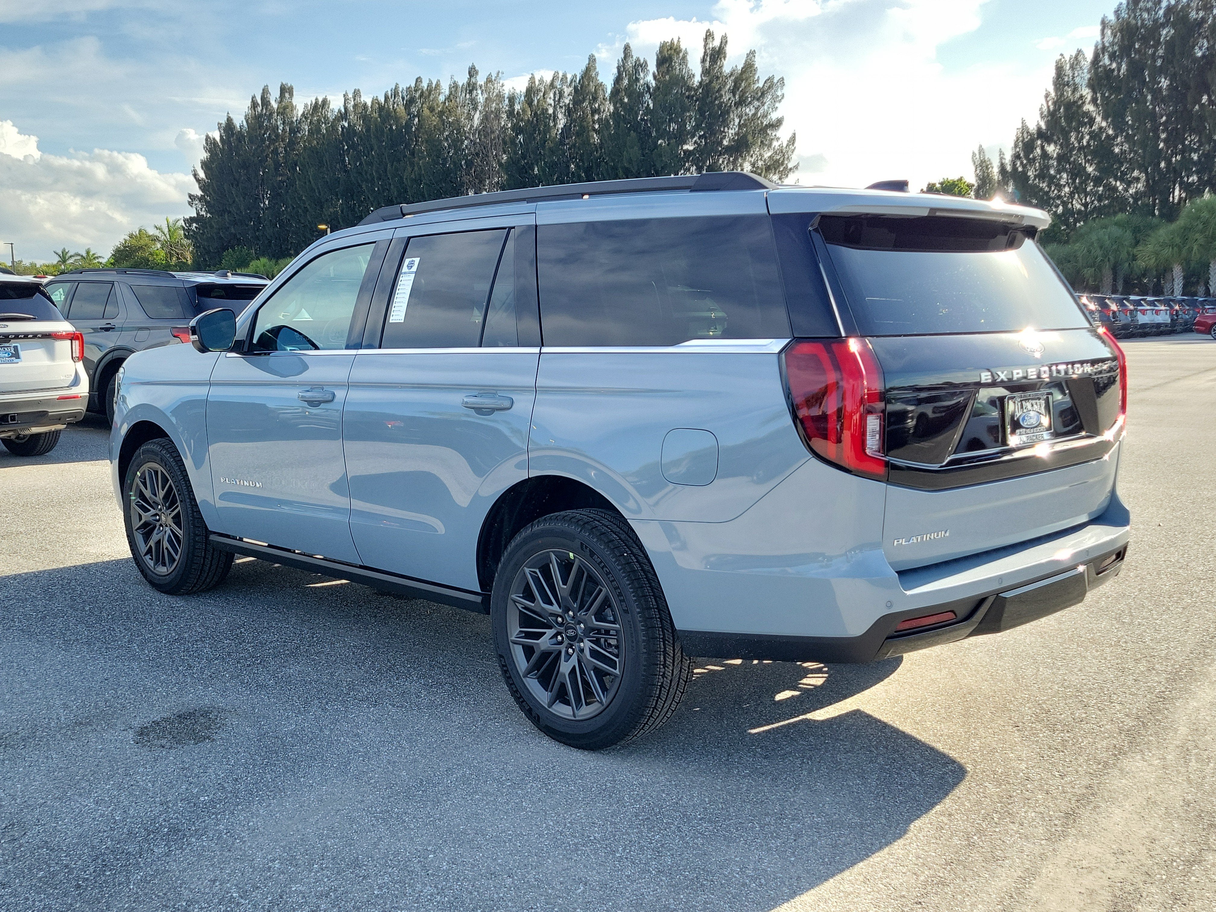 2027 Ford Expedition Platinum