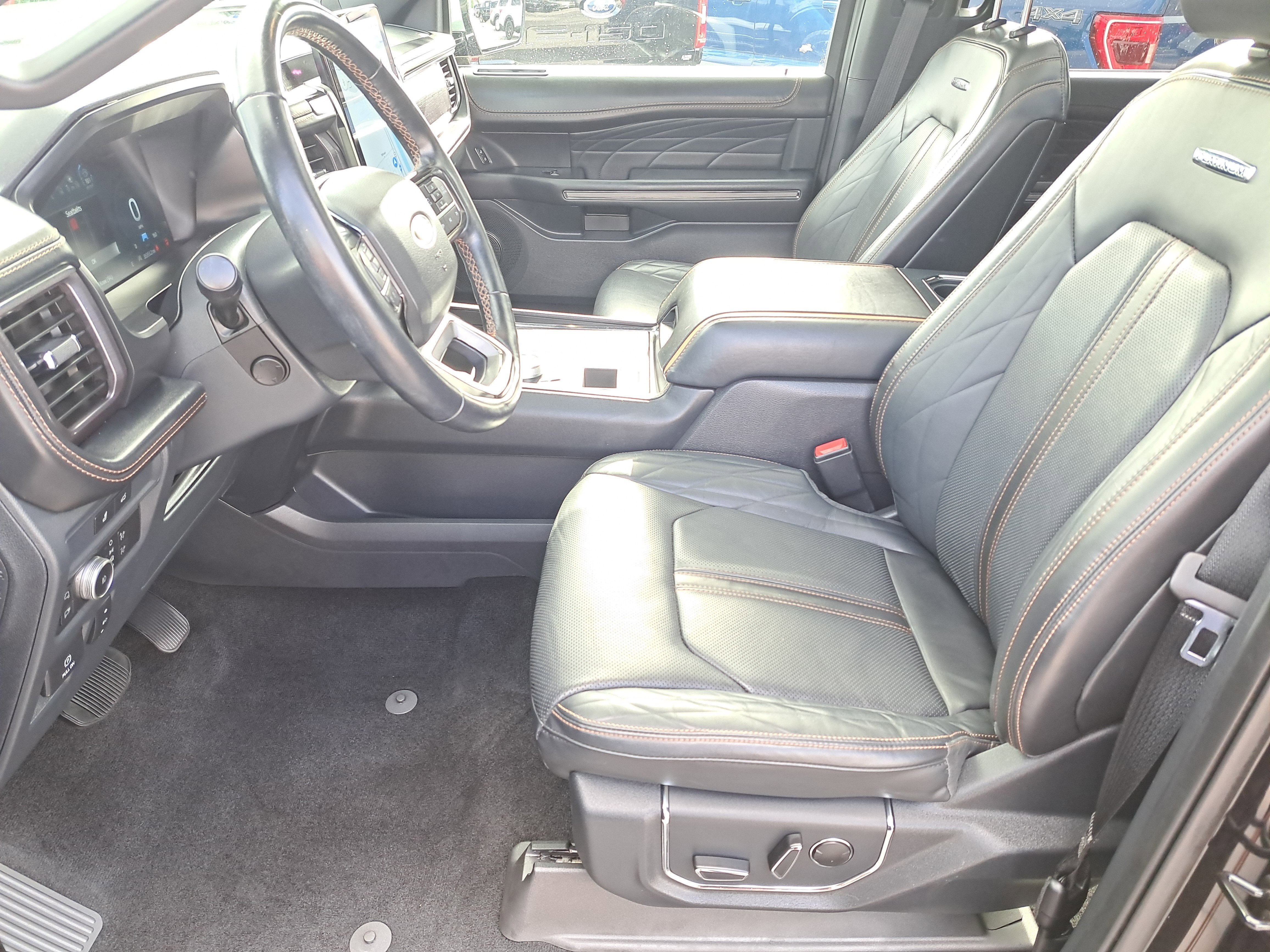 2022 Ford Expedition Platinum