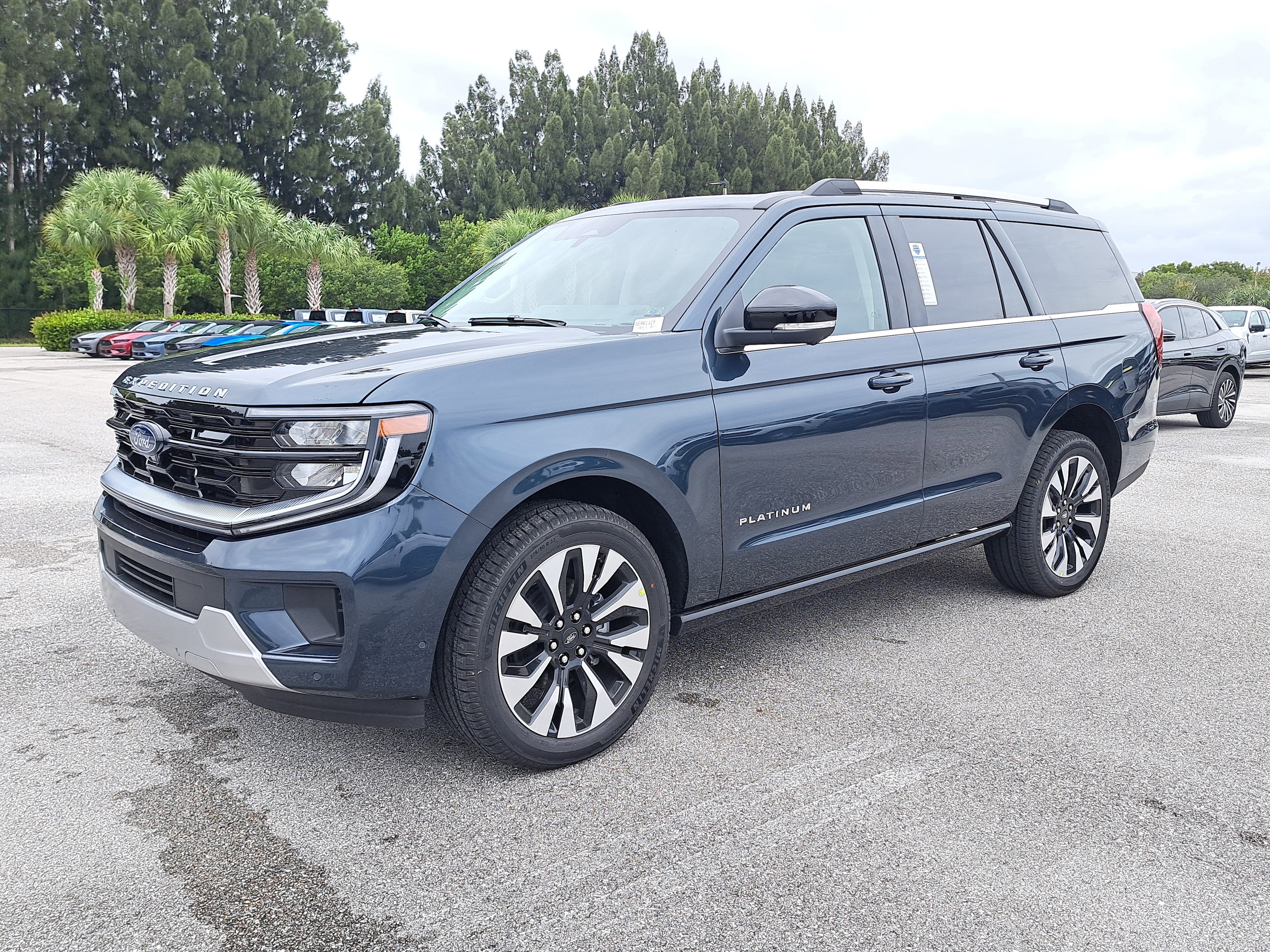 2025 Ford Expedition Platinum