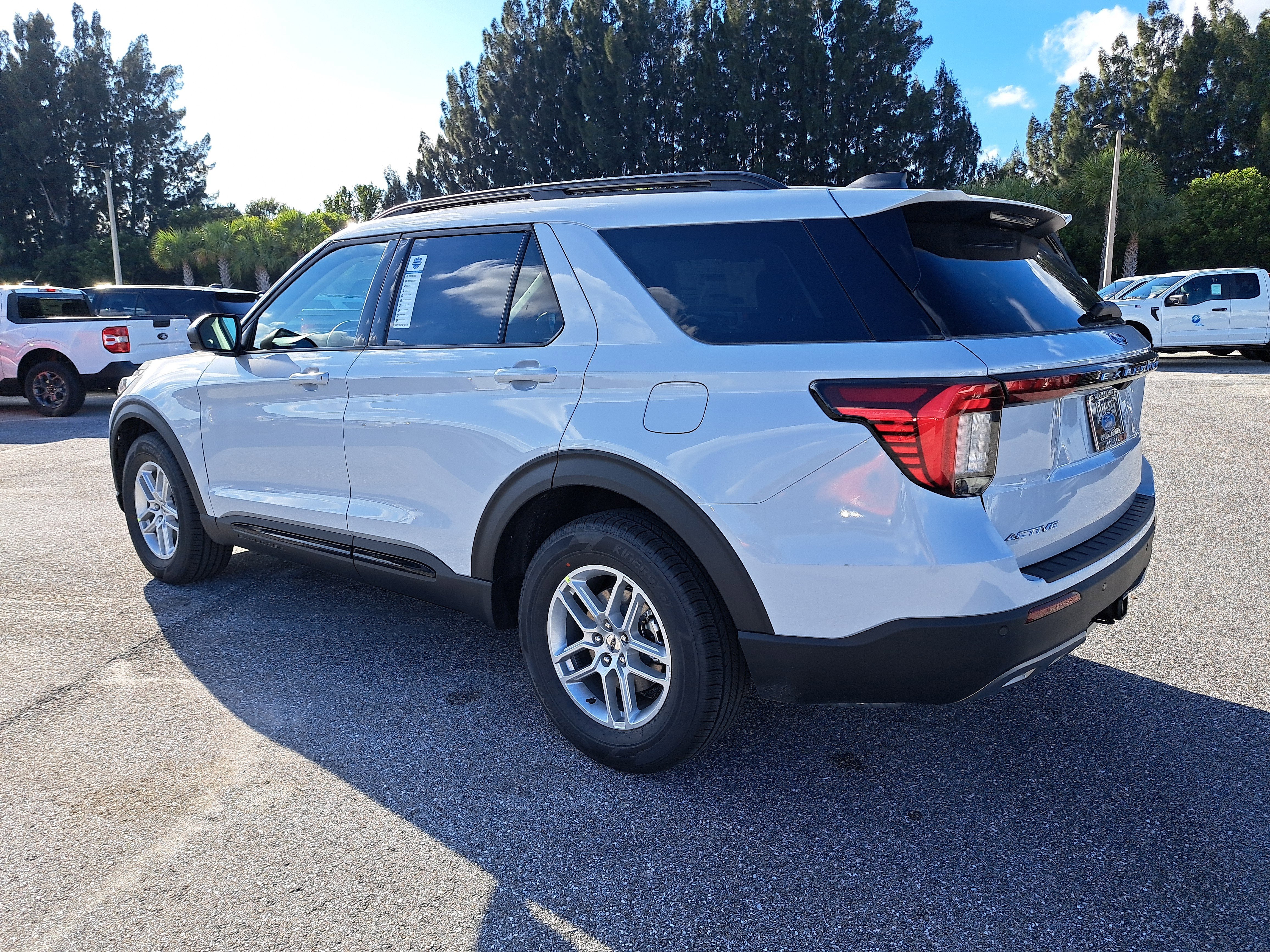 2026 Ford Explorer Active w/200A Pkg