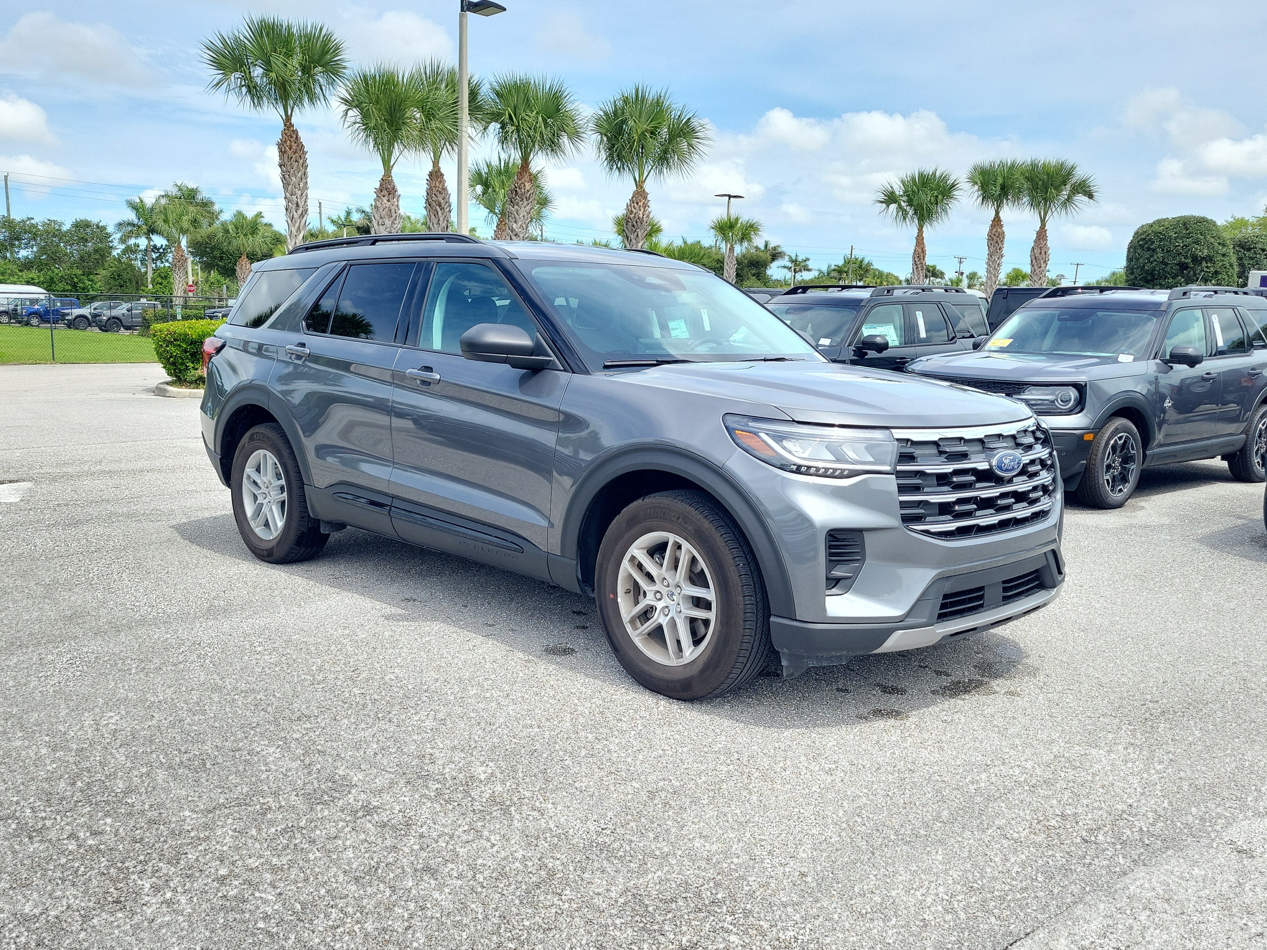 2026 Ford Explorer Active w/200A Pkg