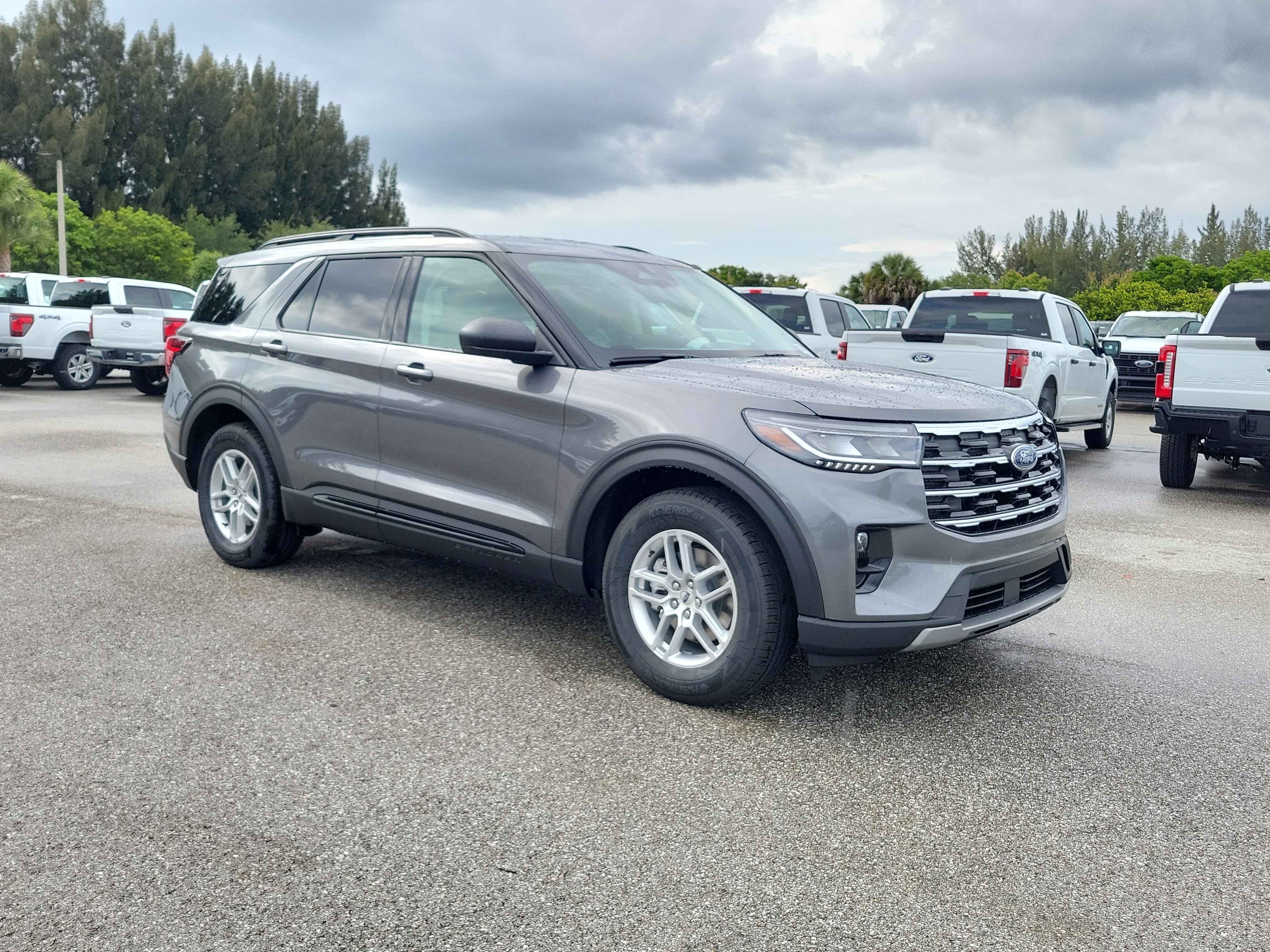 2026 Ford Explorer Active w/200A Pkg
