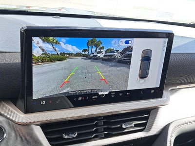 2026 Ford Explorer XLT