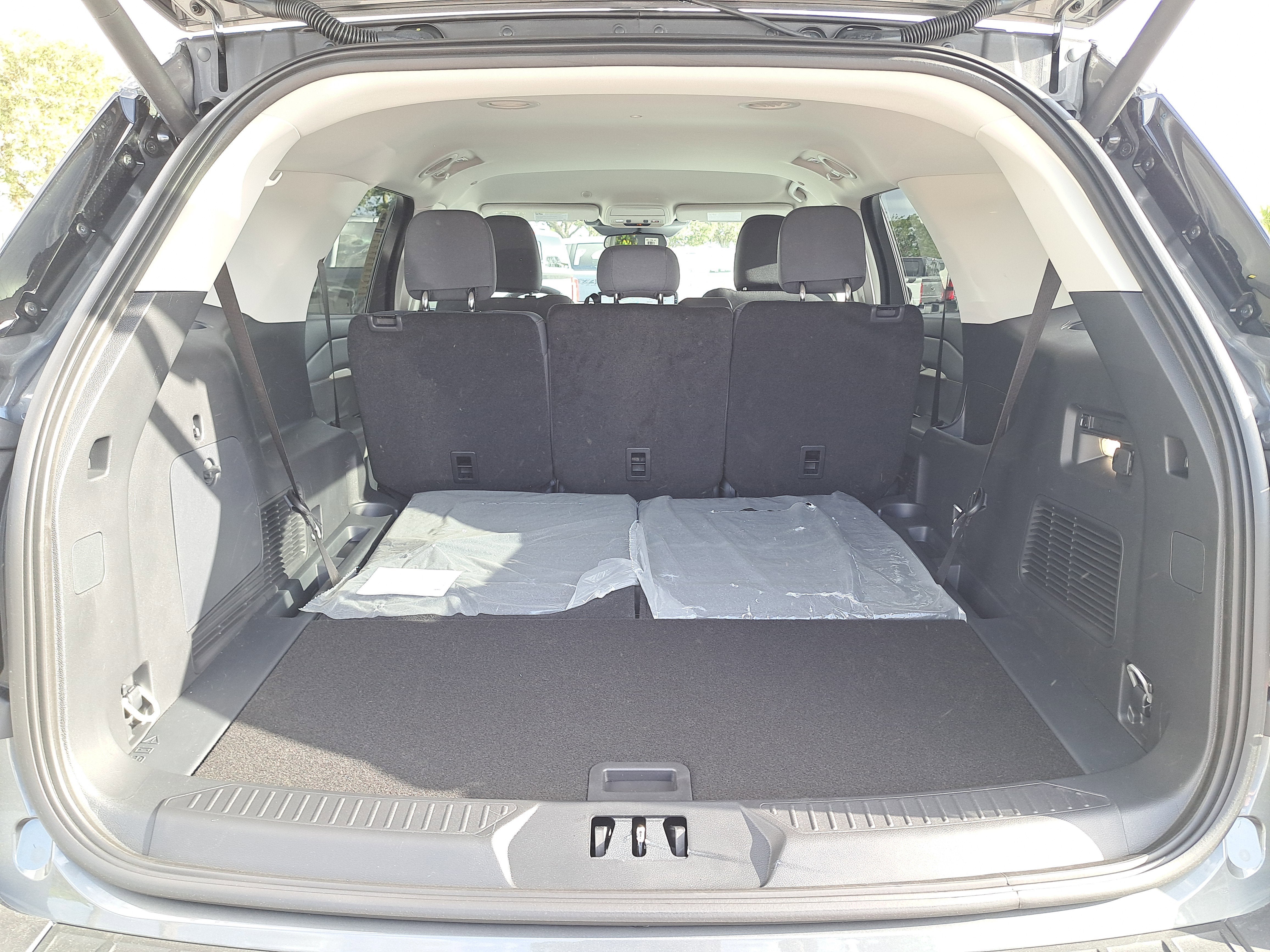 2026 Ford Explorer XLT