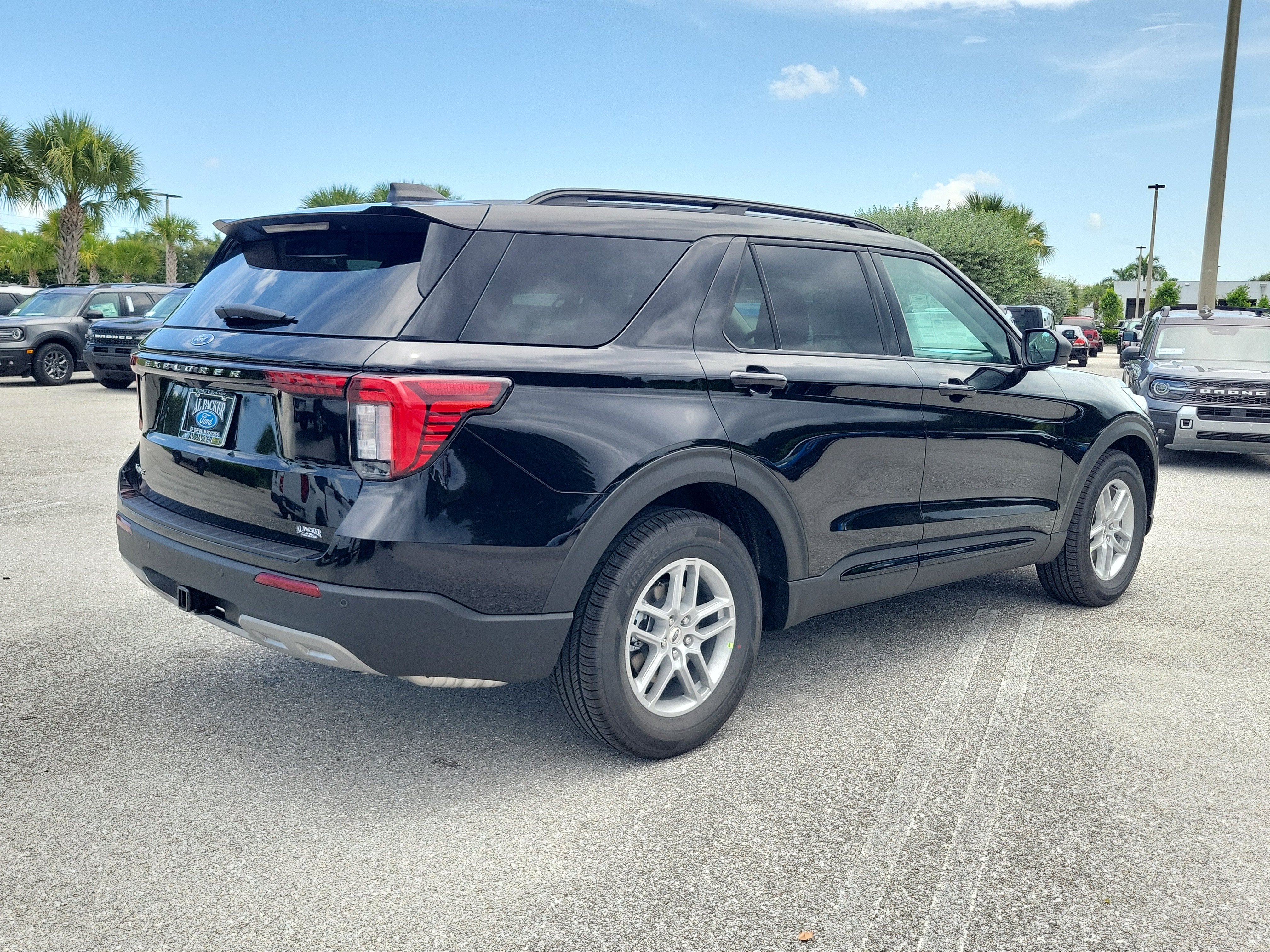 2026 Ford Explorer Active w/200A Pkg