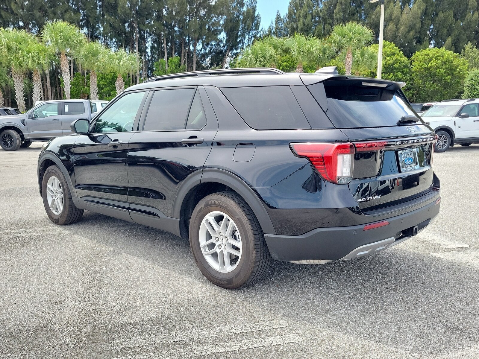 2026 Ford Explorer Active w/200A Pkg