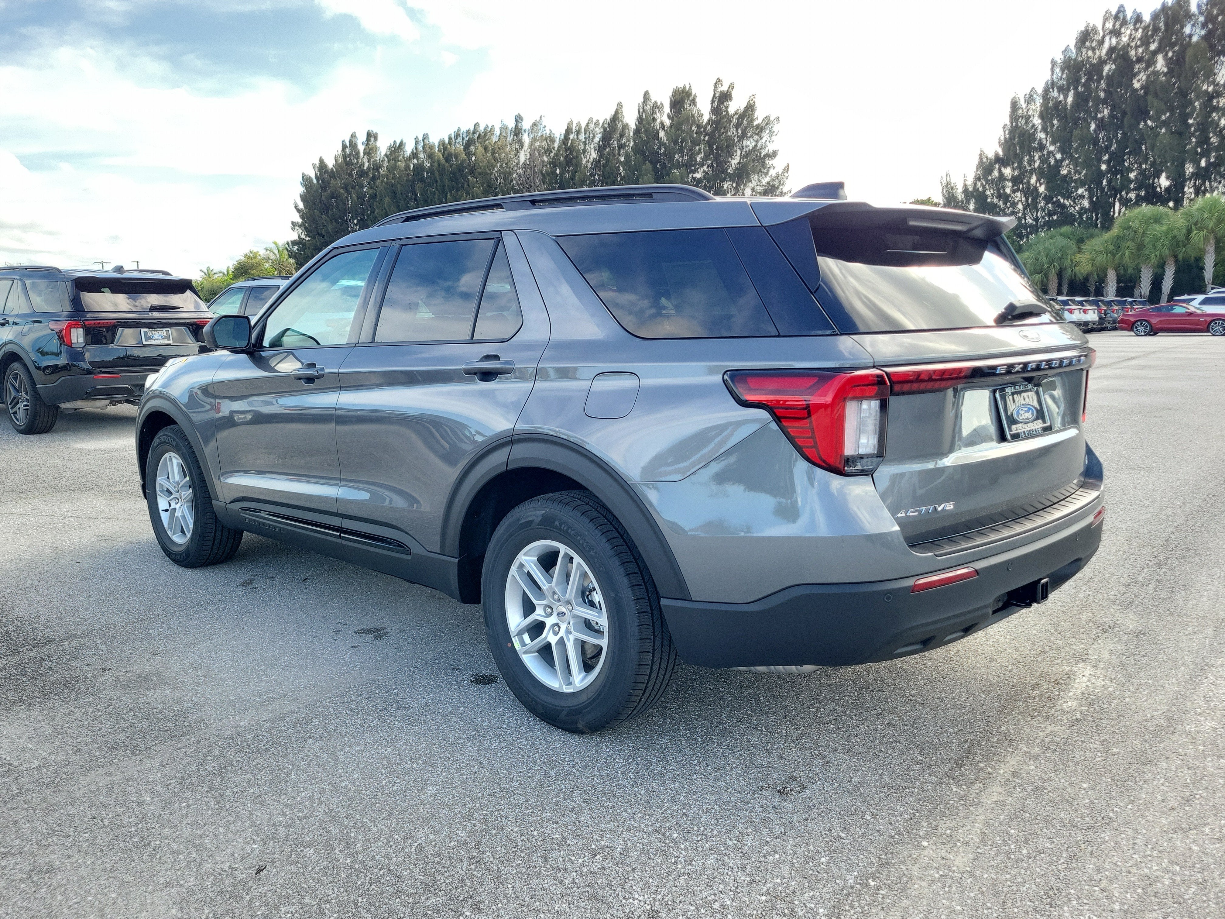 2026 Ford Explorer Active w/200A Pkg