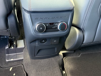 2027 Ford Explorer Active w/200A Pkg