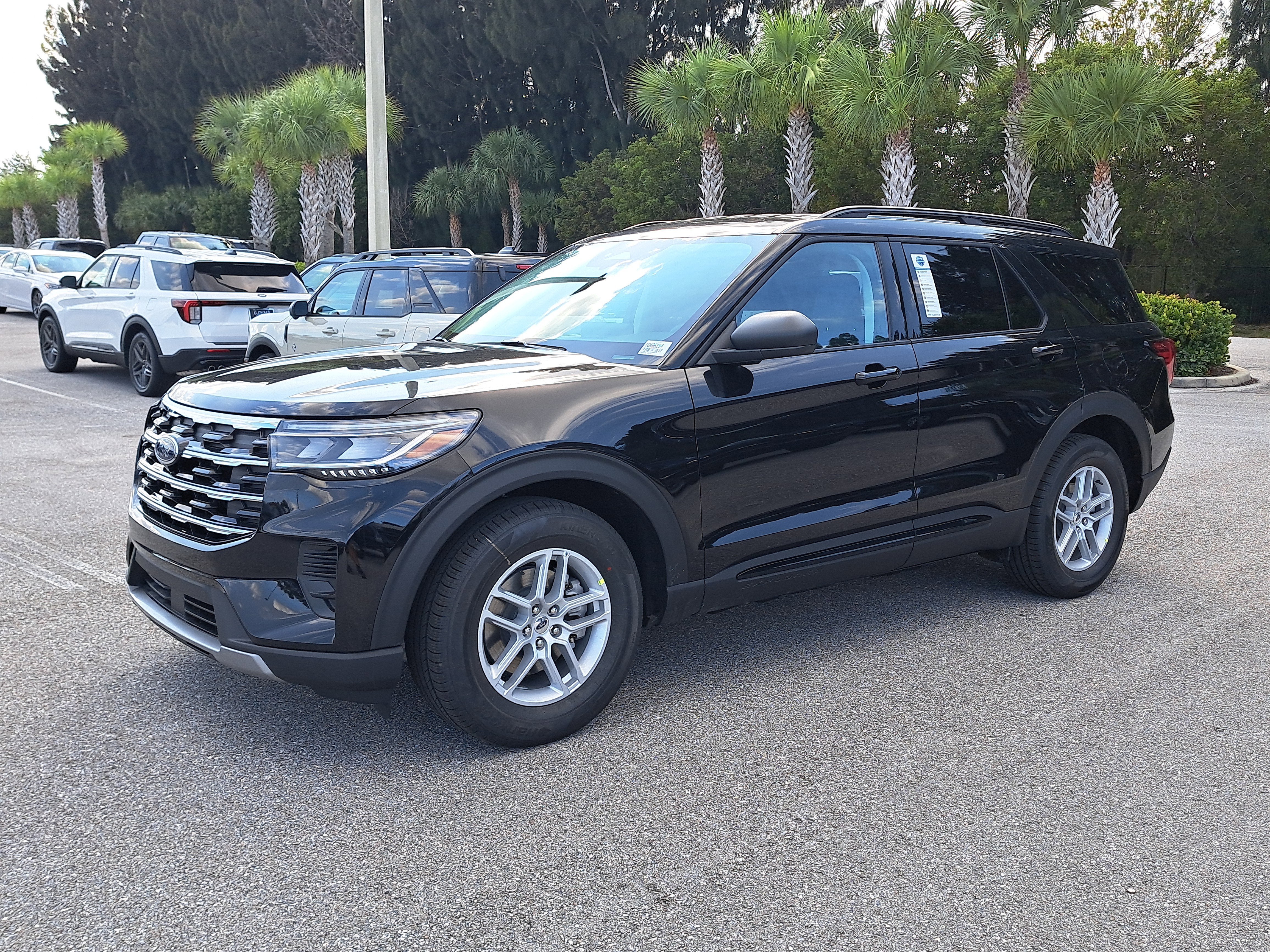 2026 Ford Explorer Active w/200A Pkg
