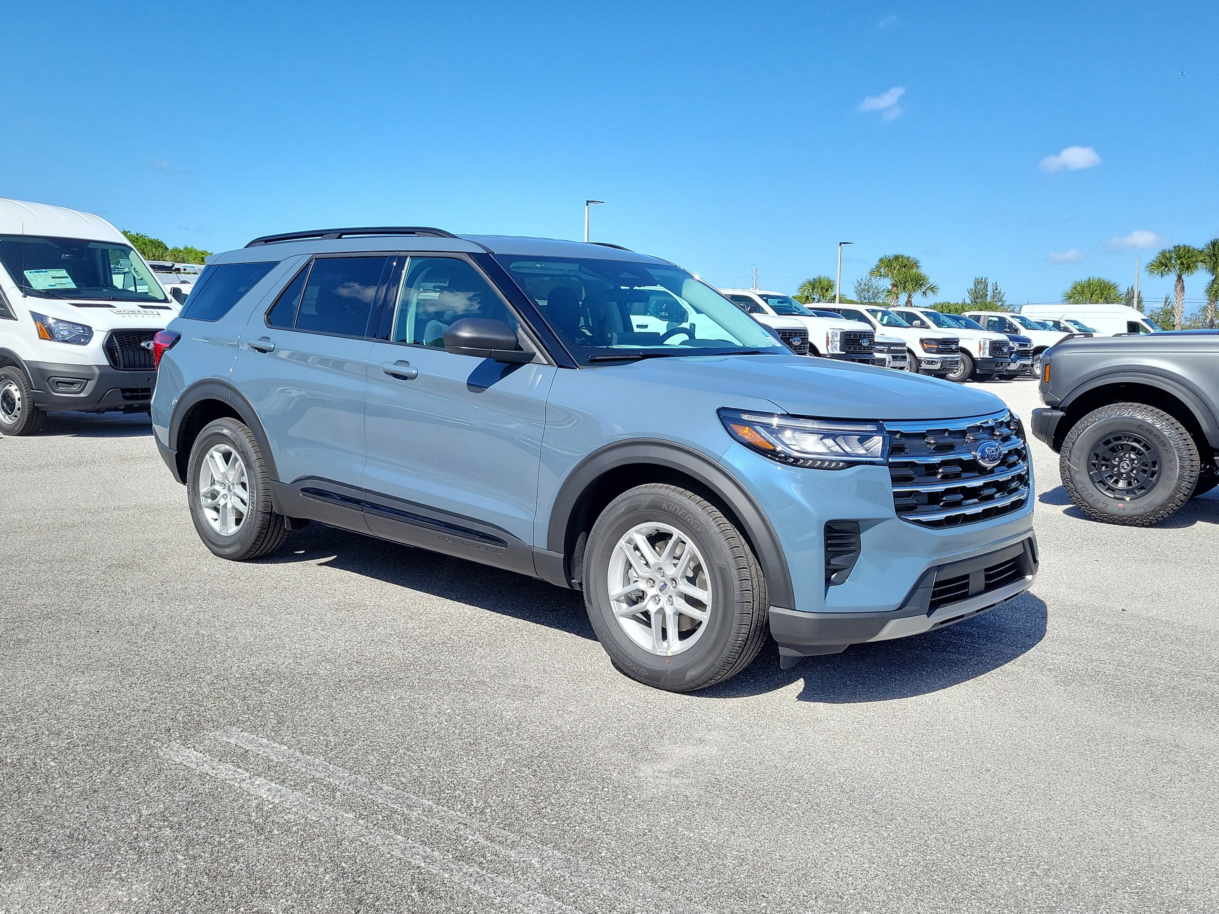 2026 Ford Explorer Active w/200A Pkg