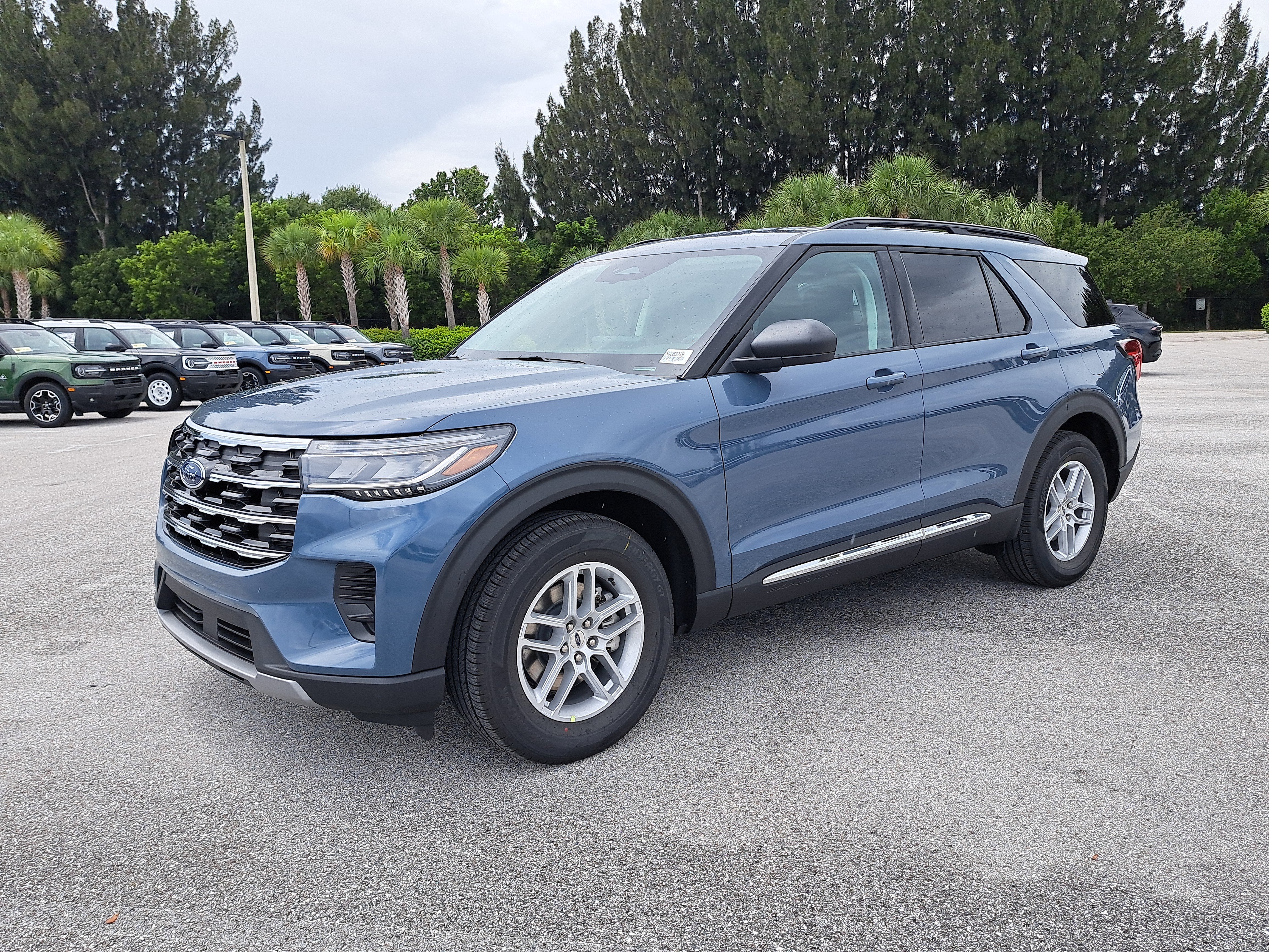 2025 Ford Explorer Active