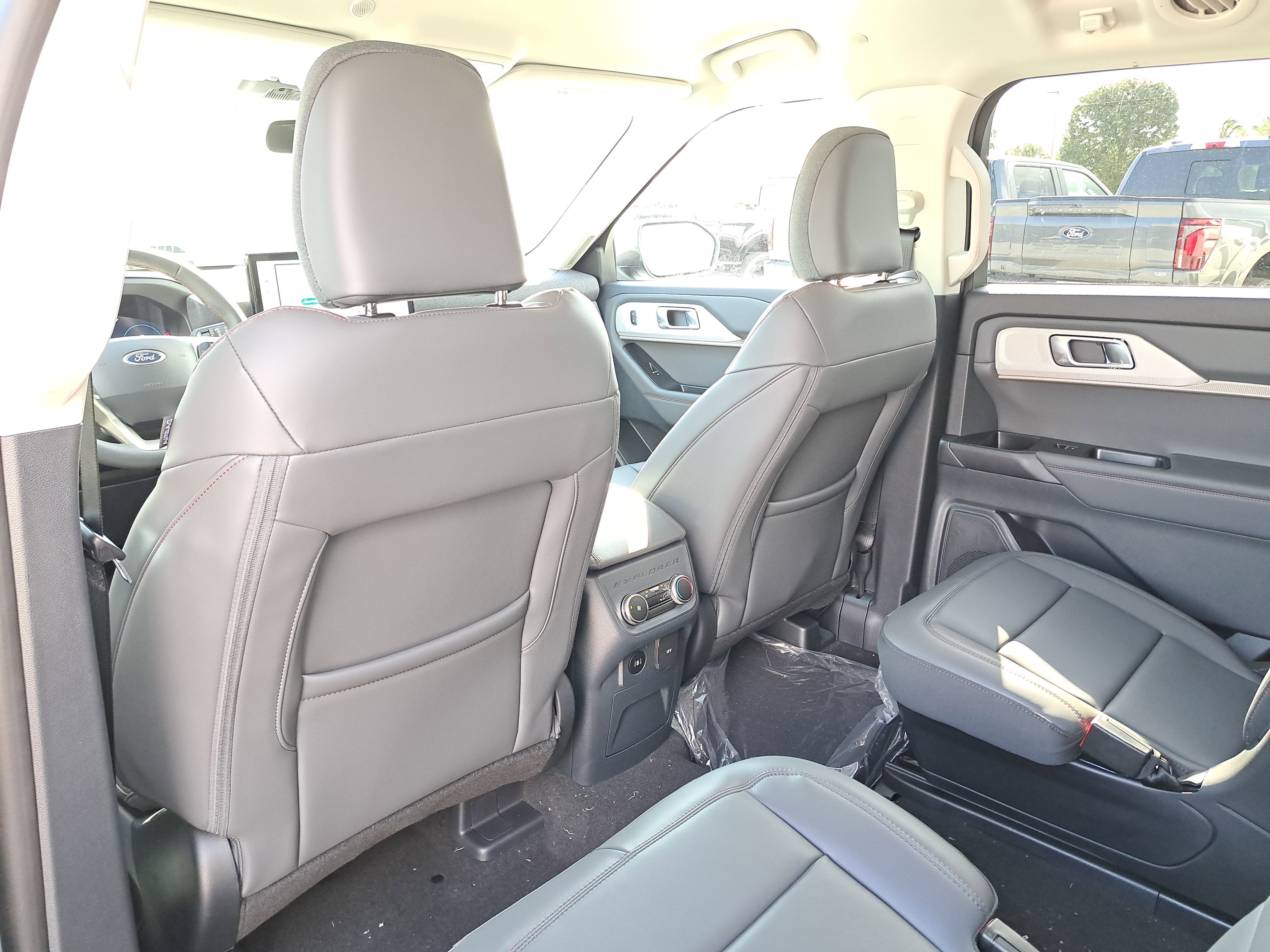 2026 Ford Explorer XLT