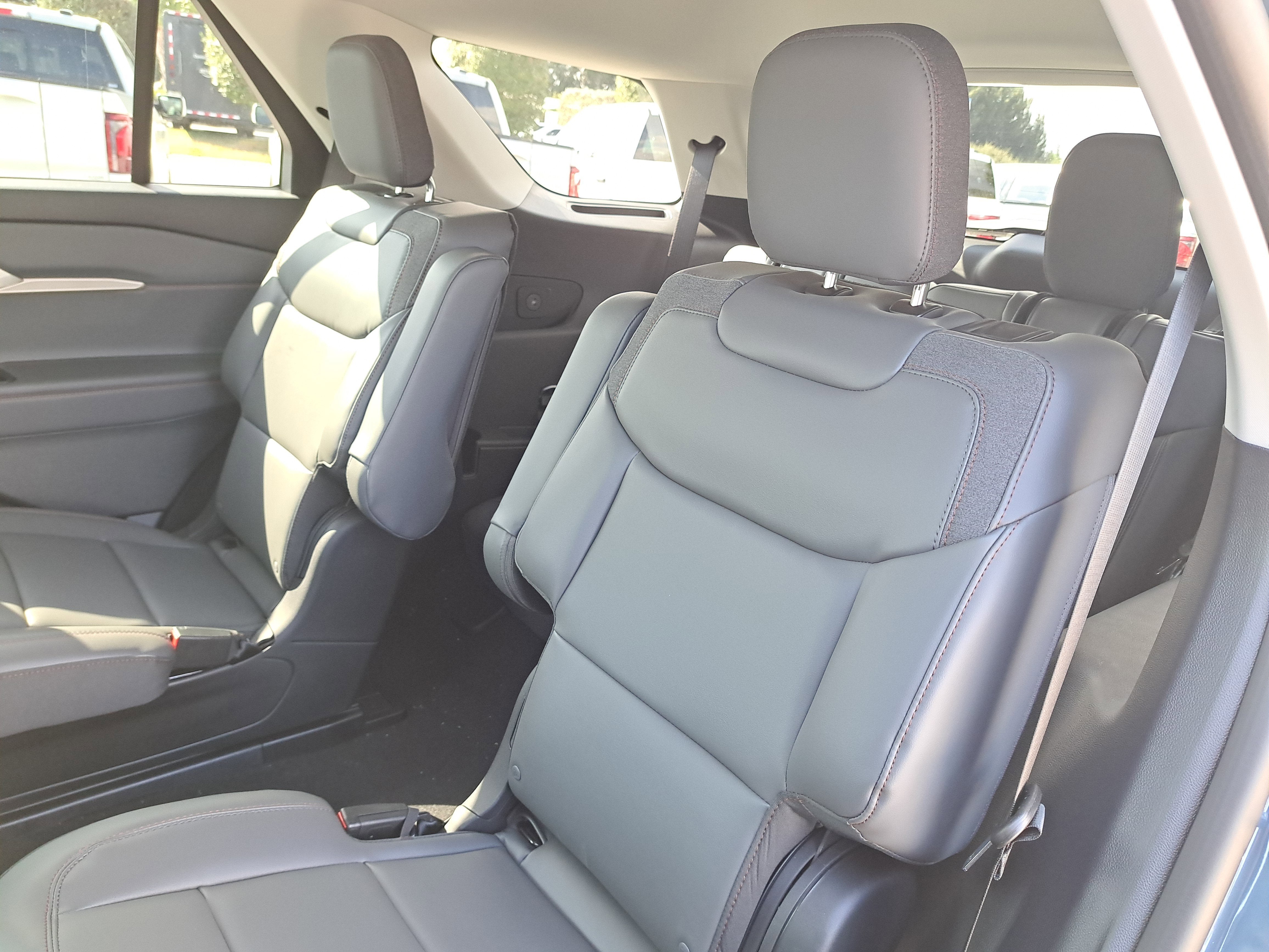 2026 Ford Explorer XLT